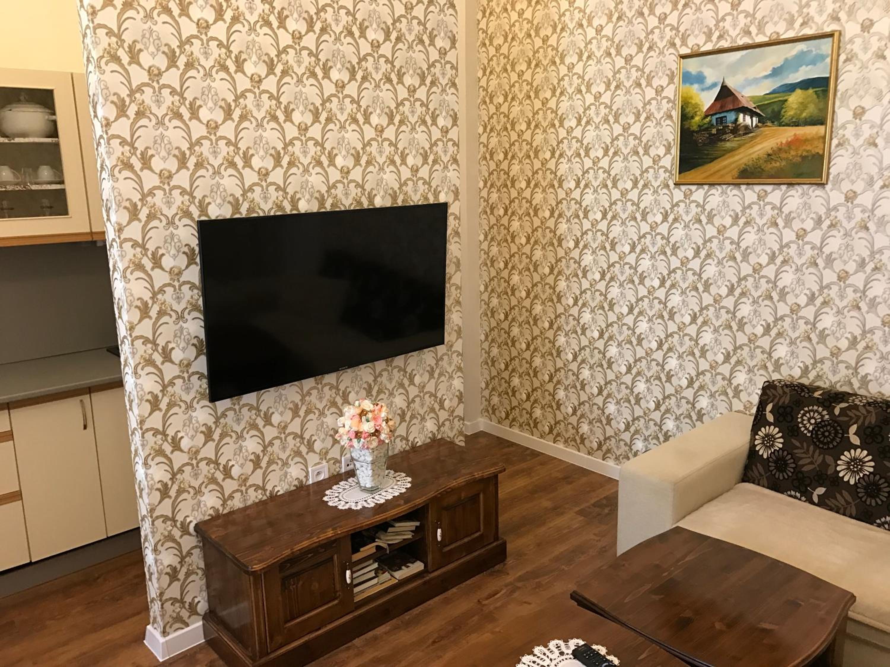 Deluxe Apartment with Kitchen - Photo 27