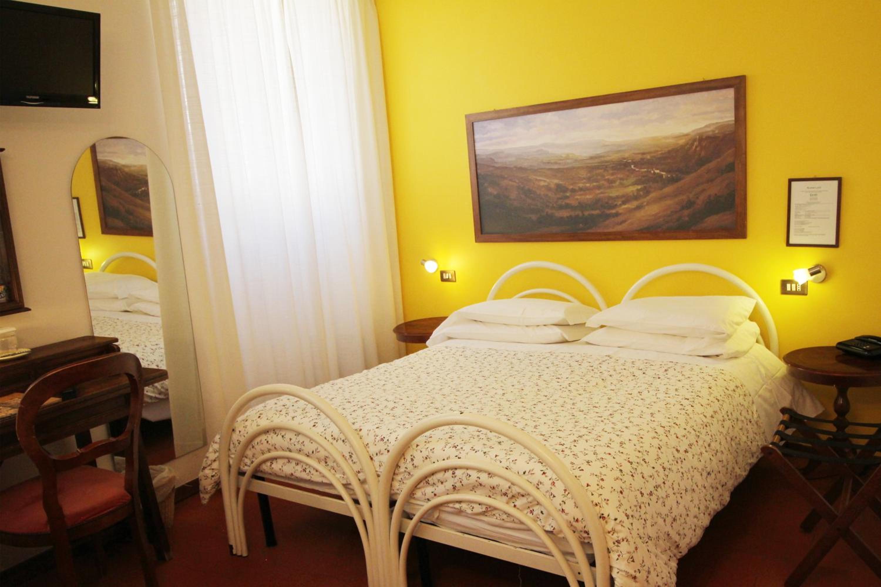 Double Room - Photo 35