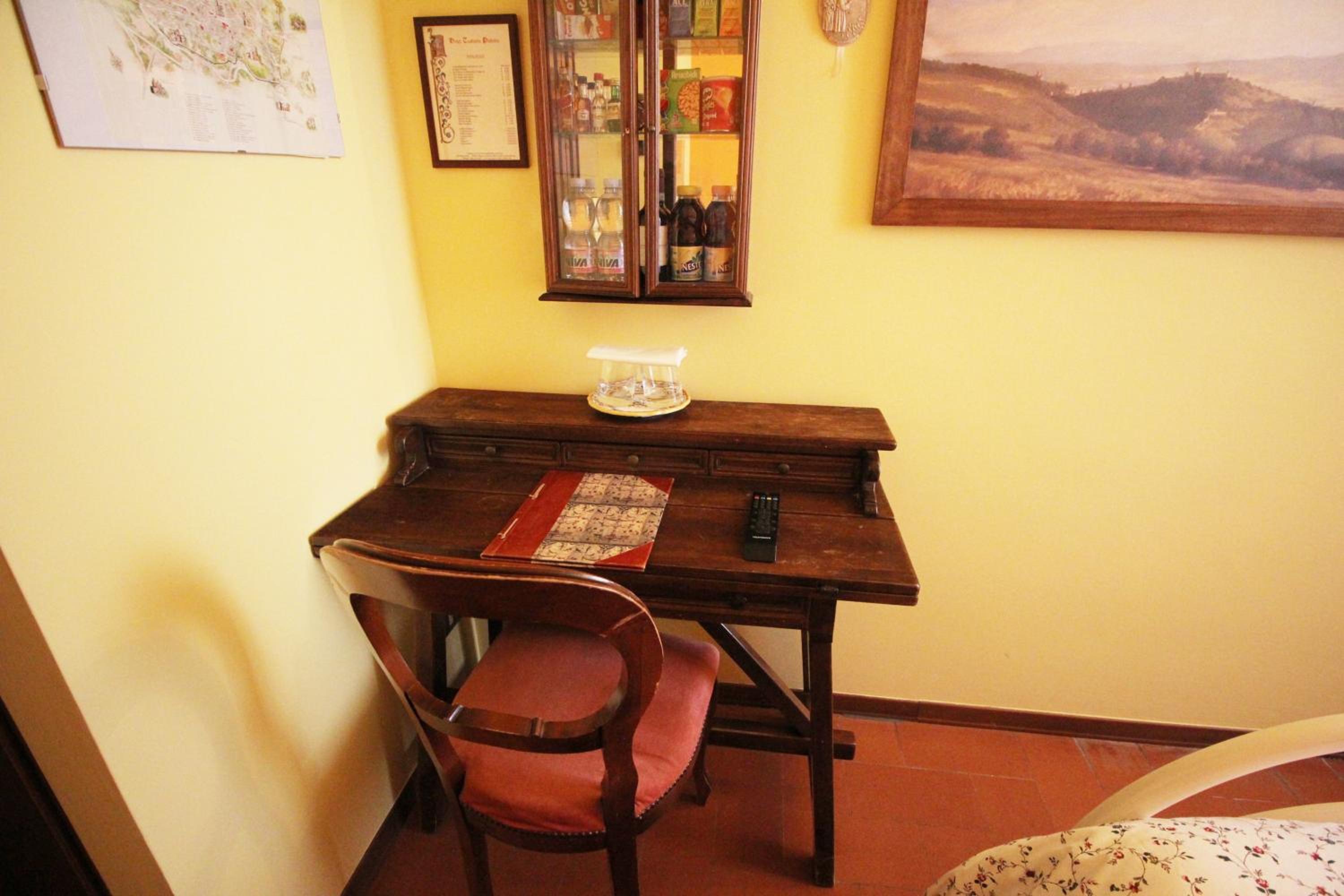 Double Room - Photo 21
