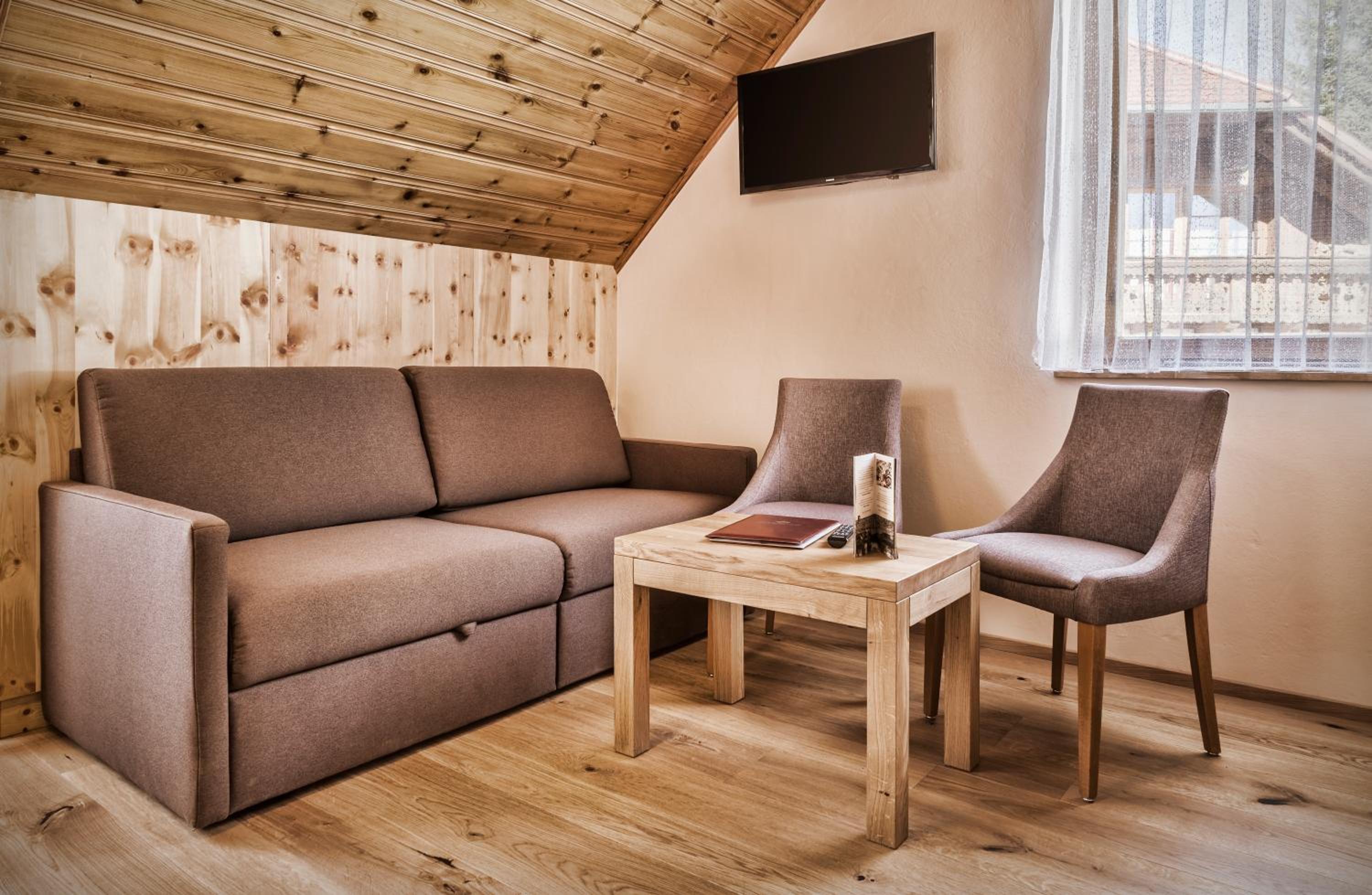 Double Room - Photo 7