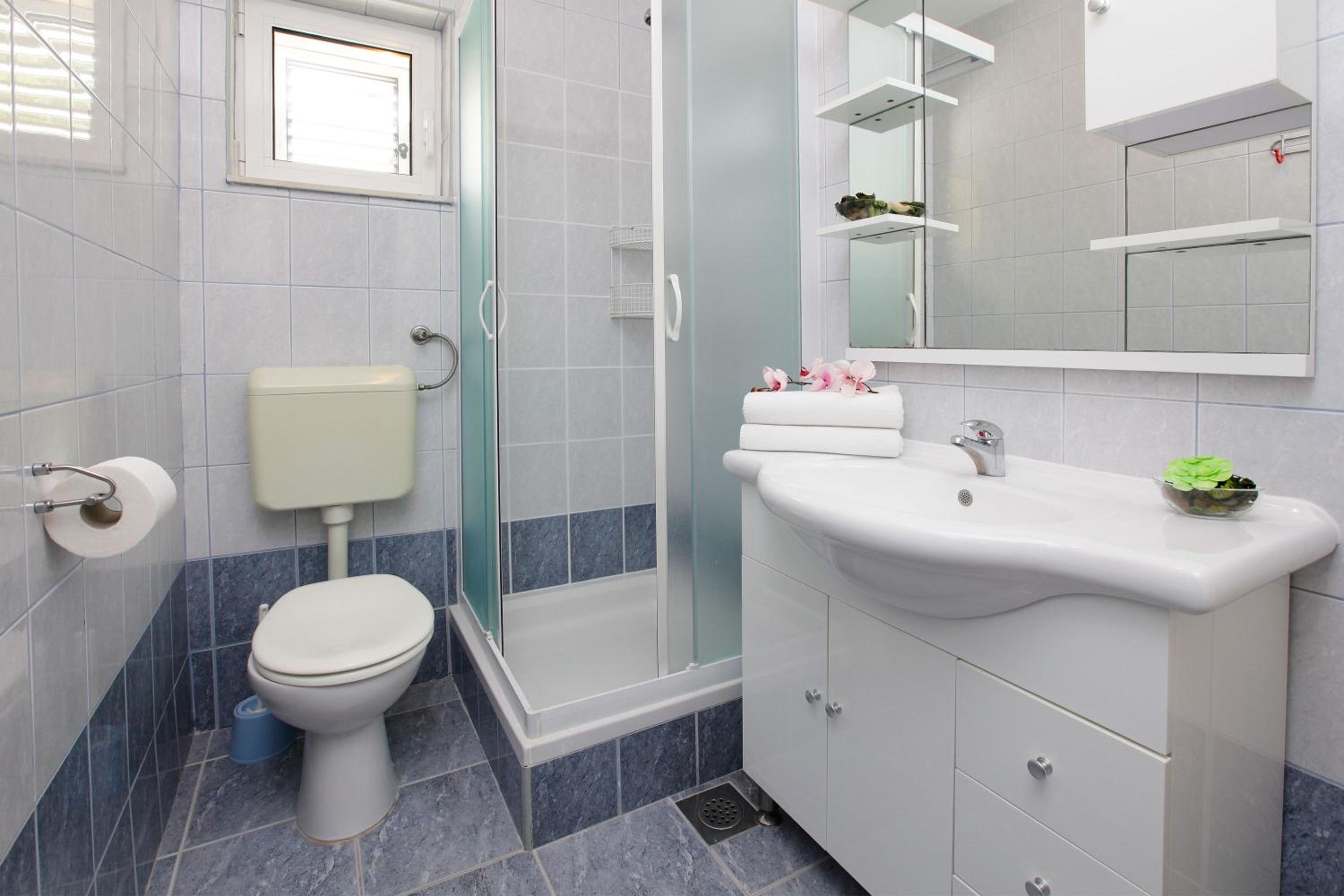 Two-Bedroom Apartment with Terrace photo 2