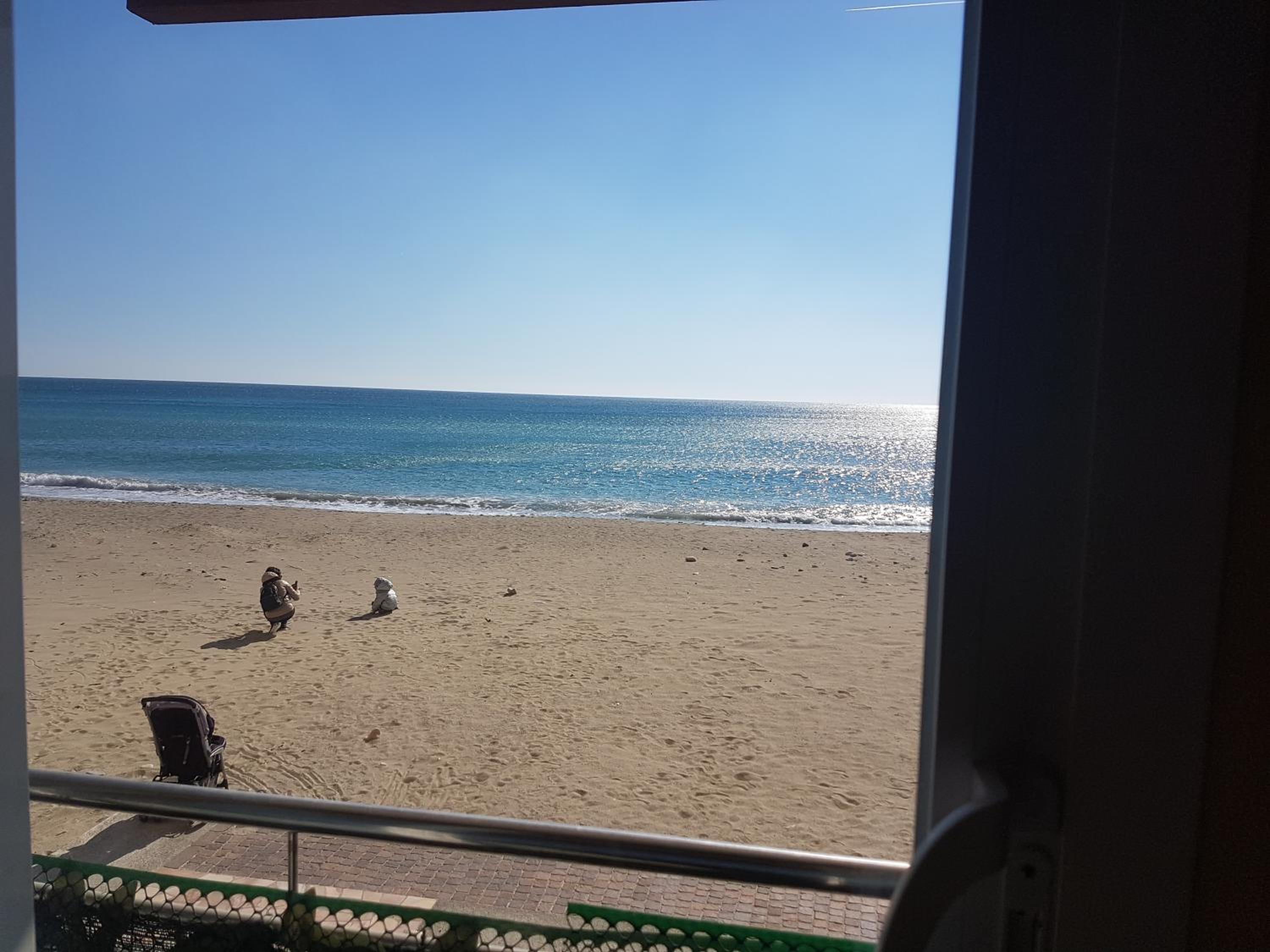 Apartment With Sea View photo 3