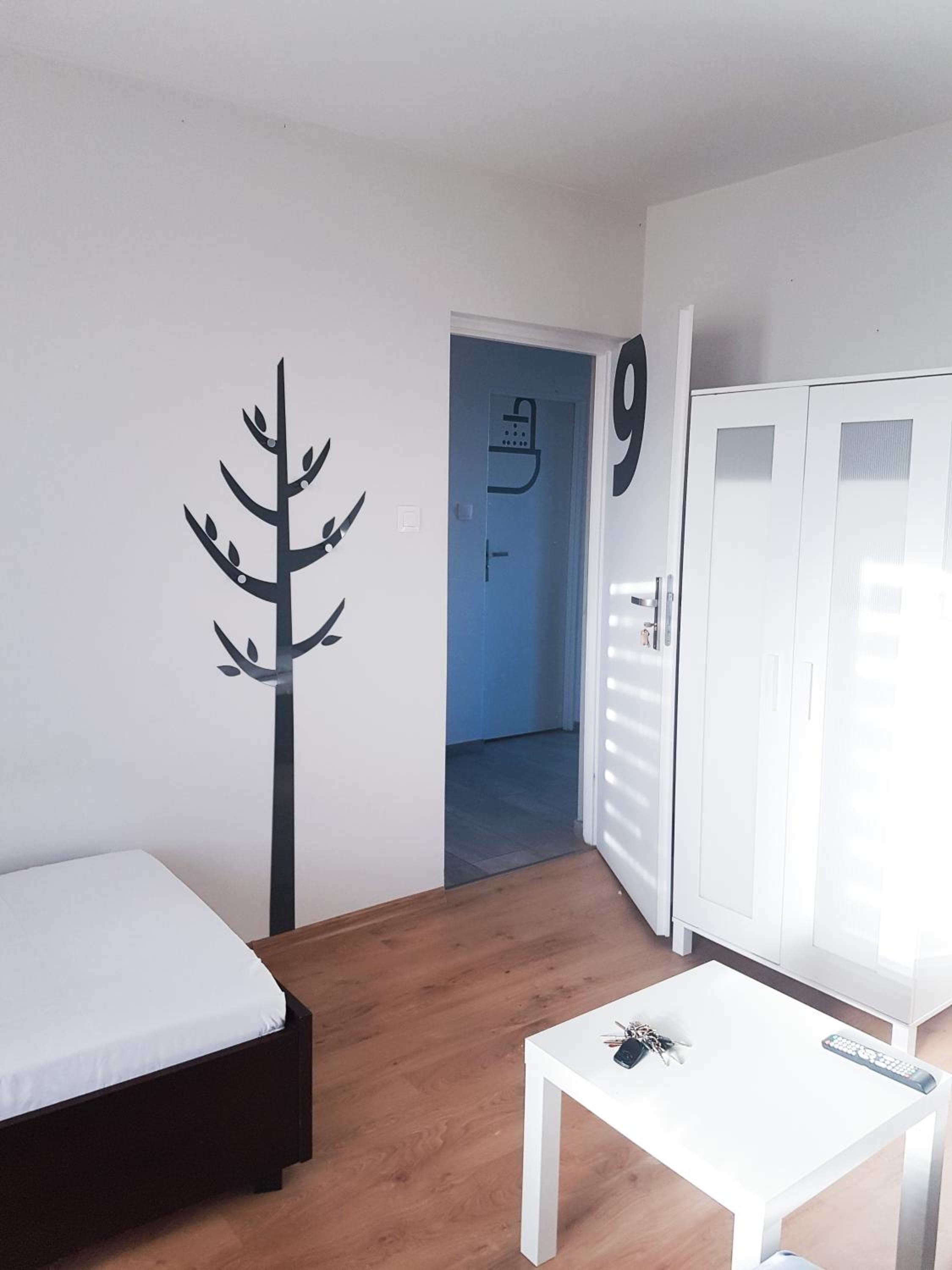 Quadruple Room with Shared Bathroom photo 3