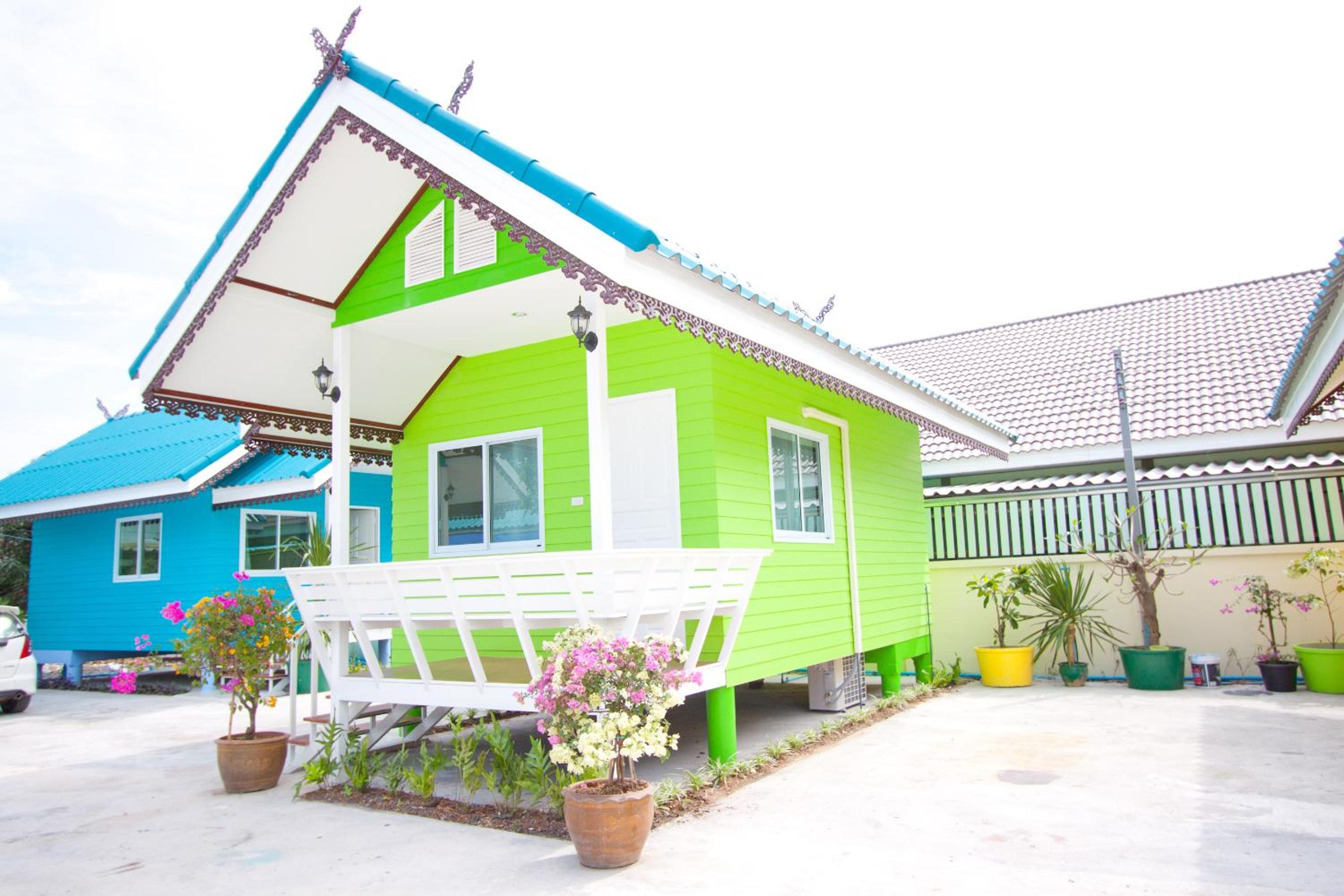One-Bedroom House - Photo 22