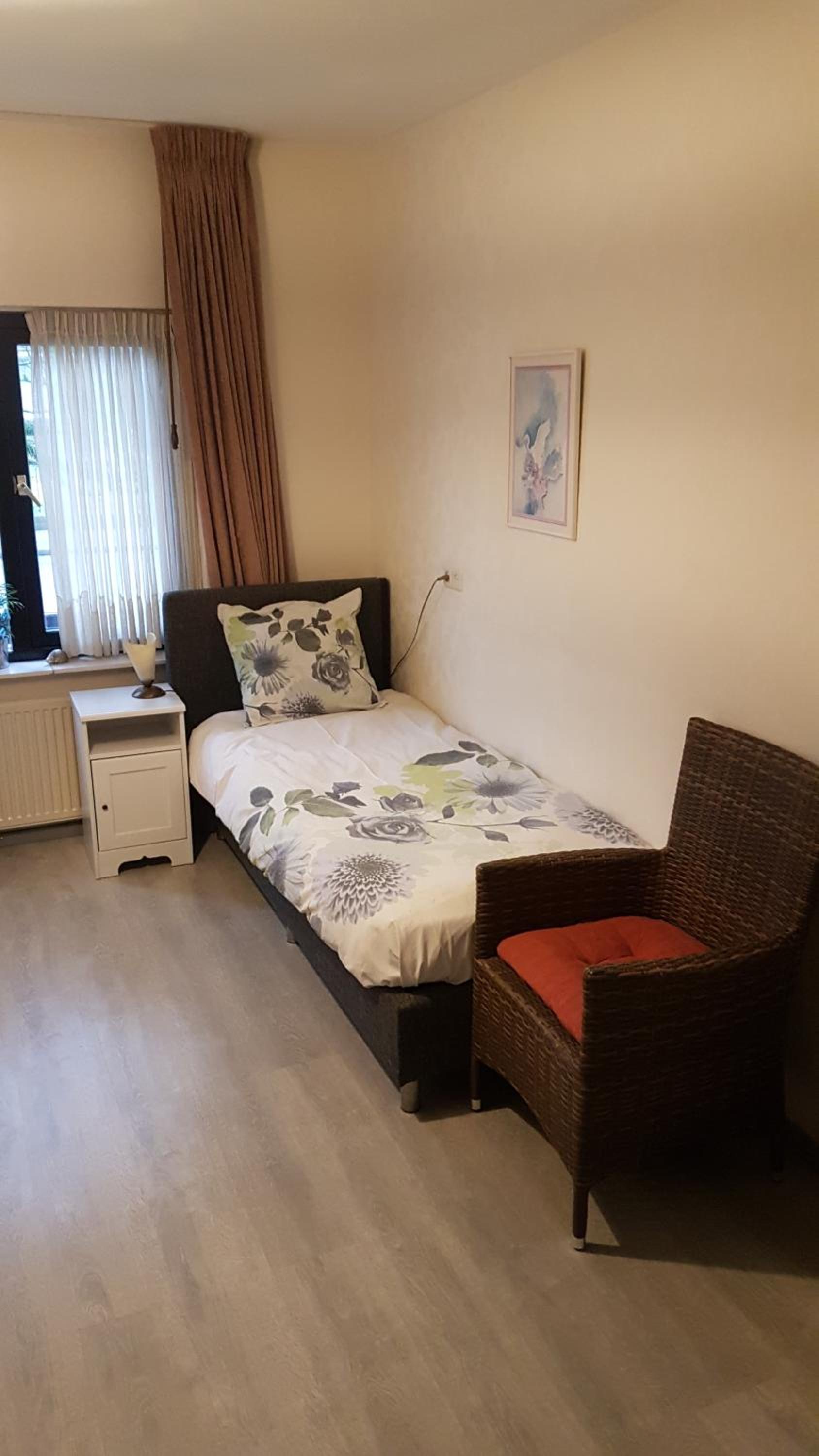 Standard Twin Room photo 2