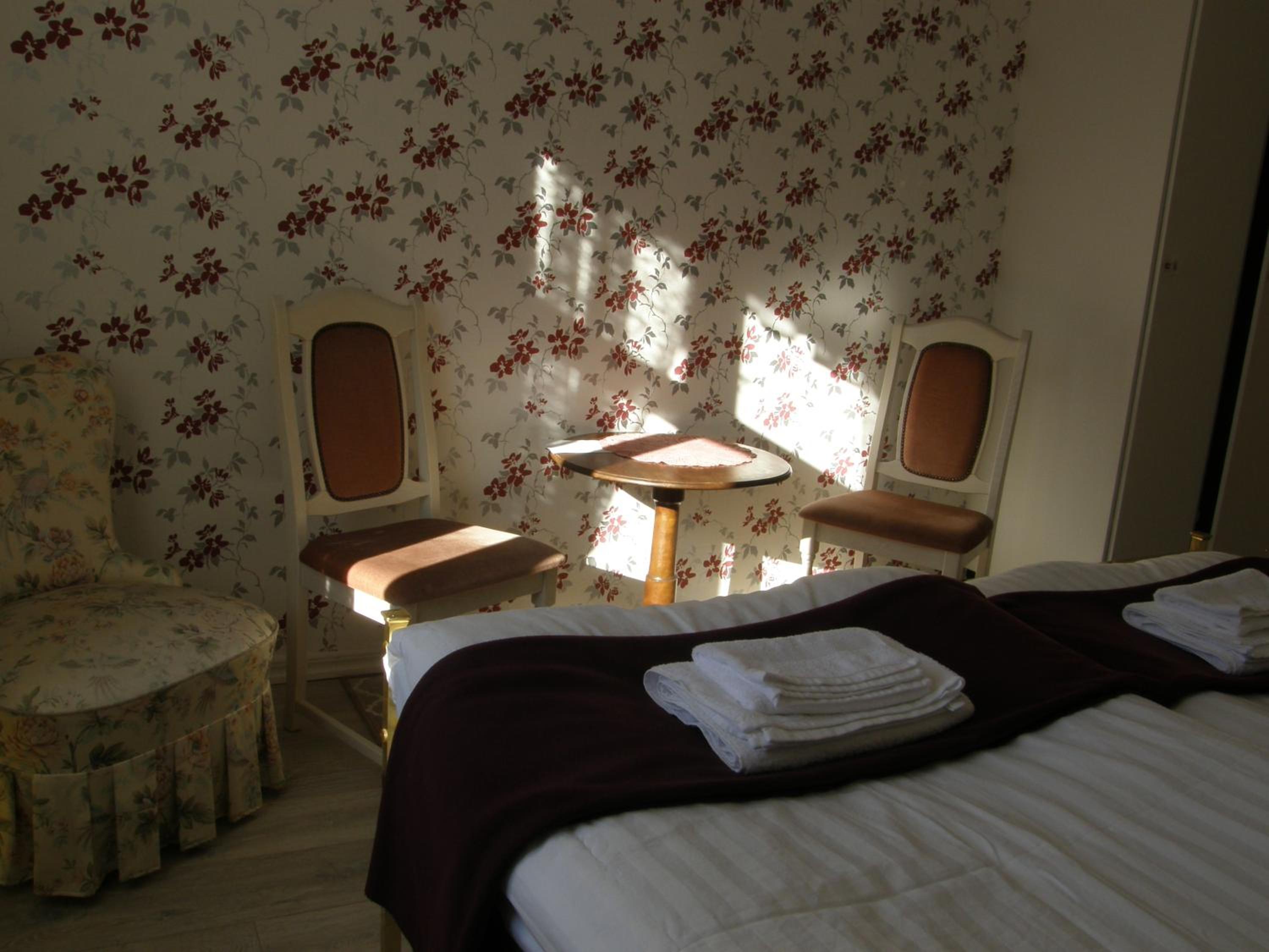 Double Room - Photo 4