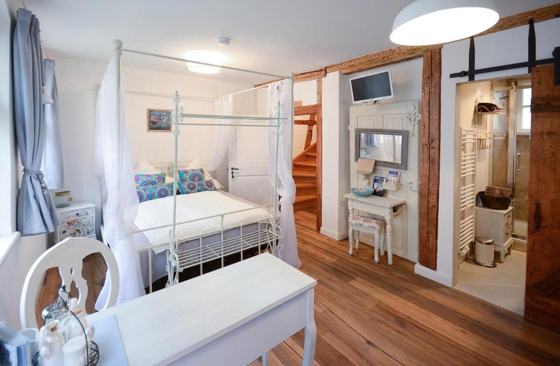 Apartment - Photo 12