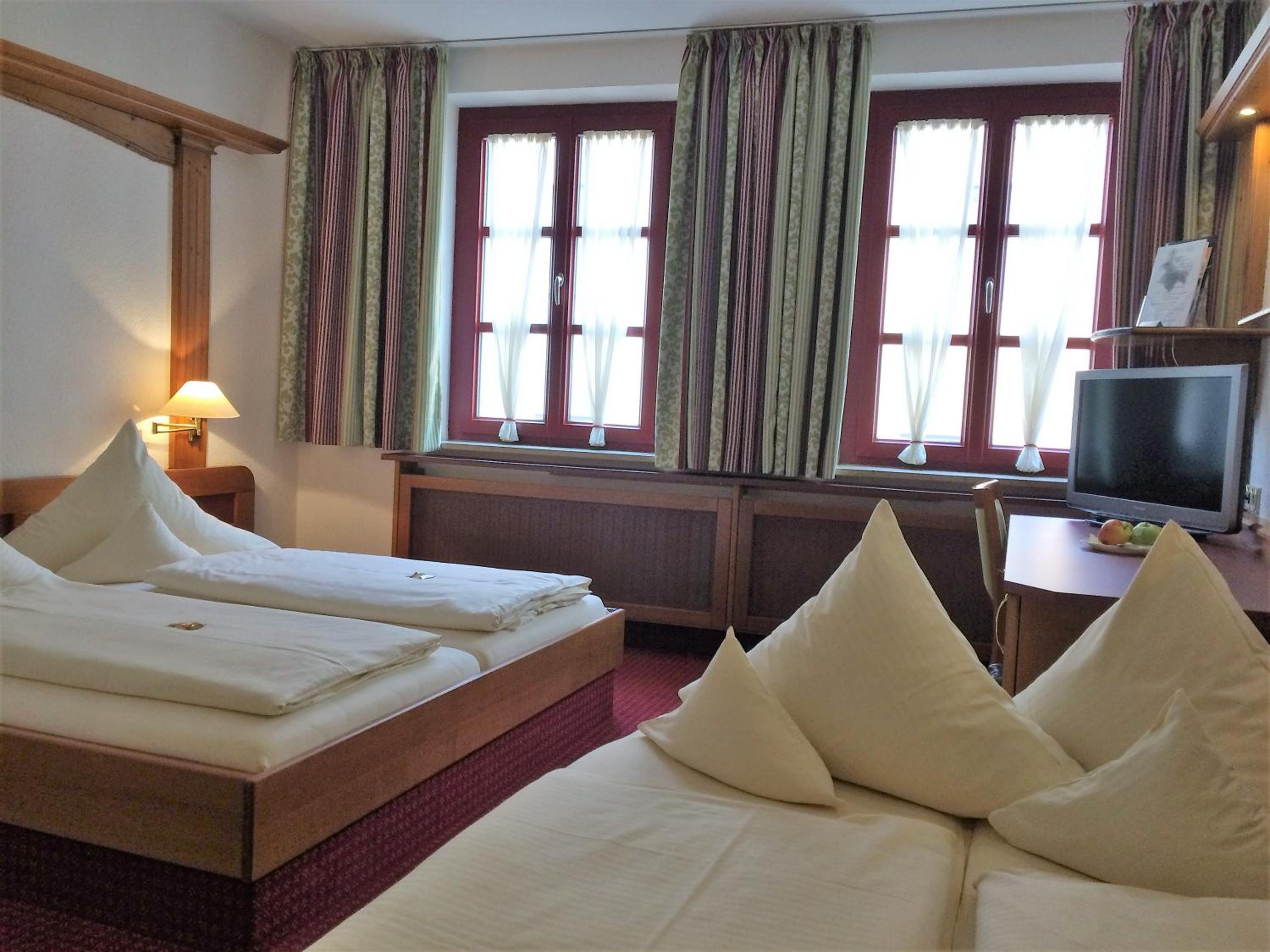 Quadruple Room - Photo 2