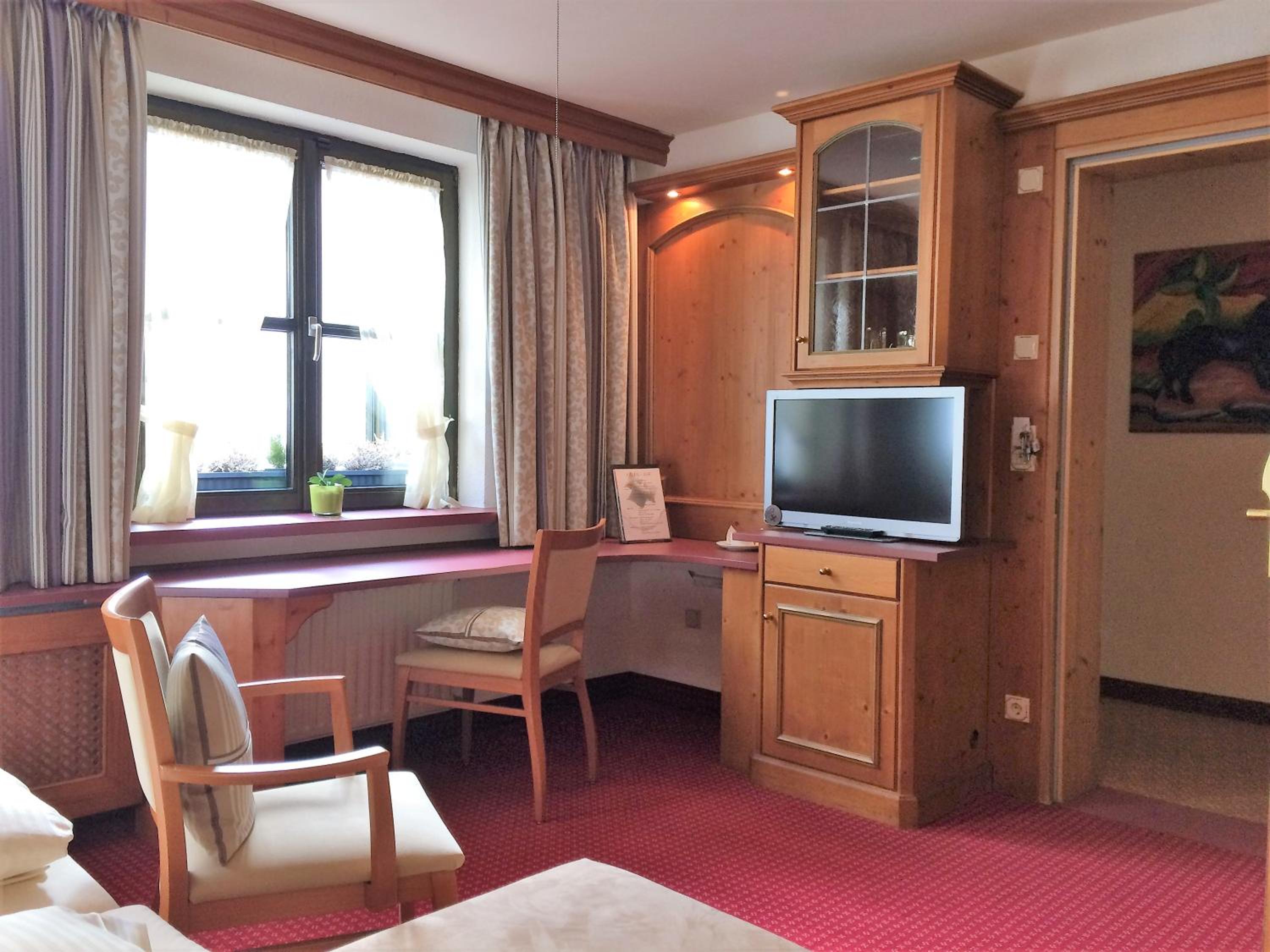 Double Room - Photo 7