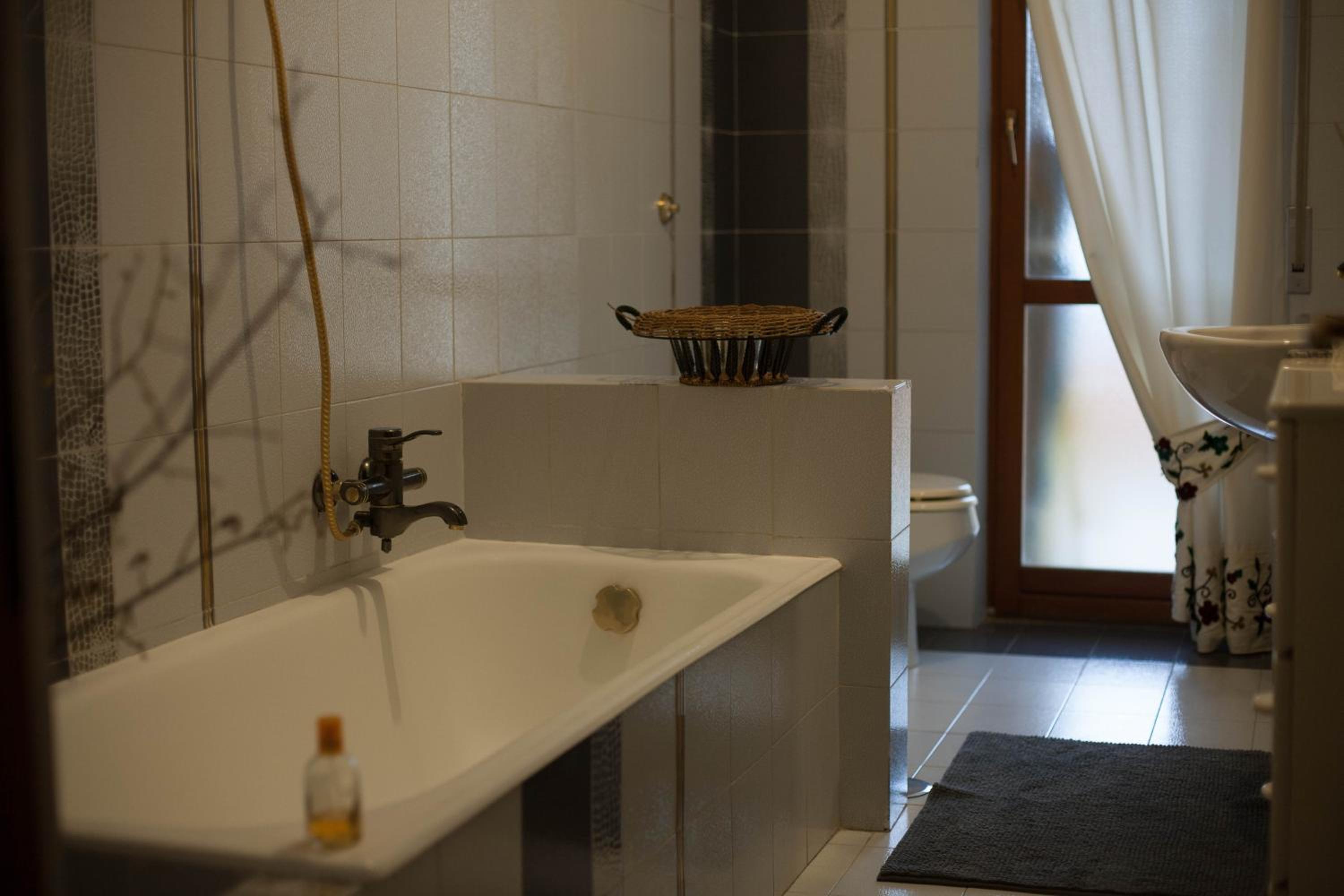 Two-Bedroom Apartment - Photo 12