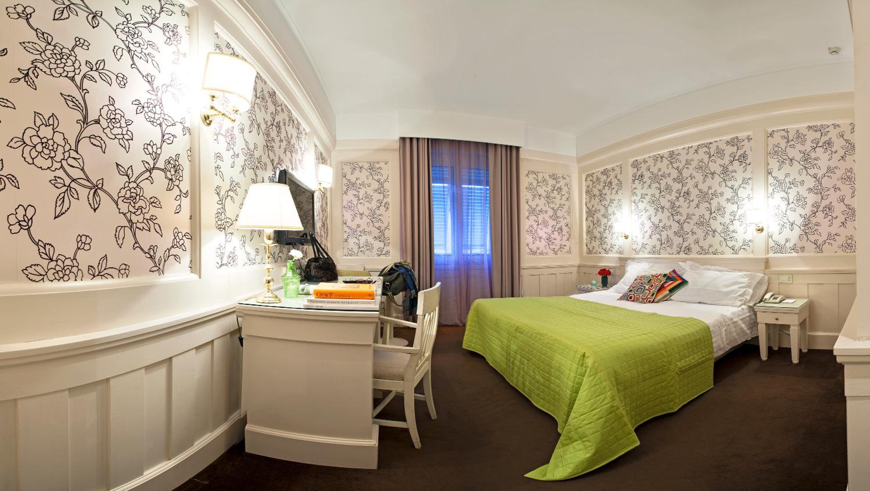 Double Room - Photo 4