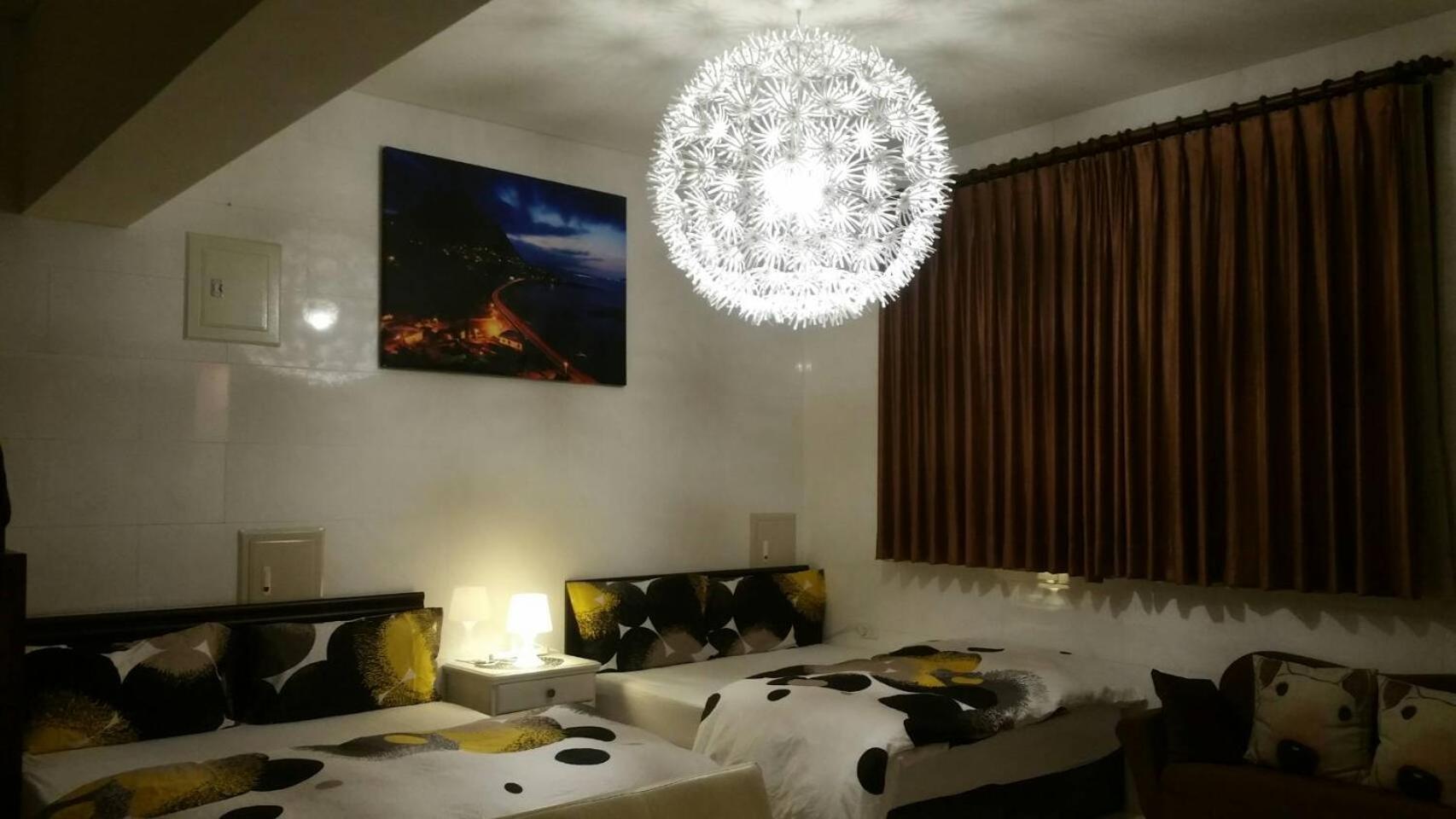 Standard Double Room with Two Double Beds photo 1