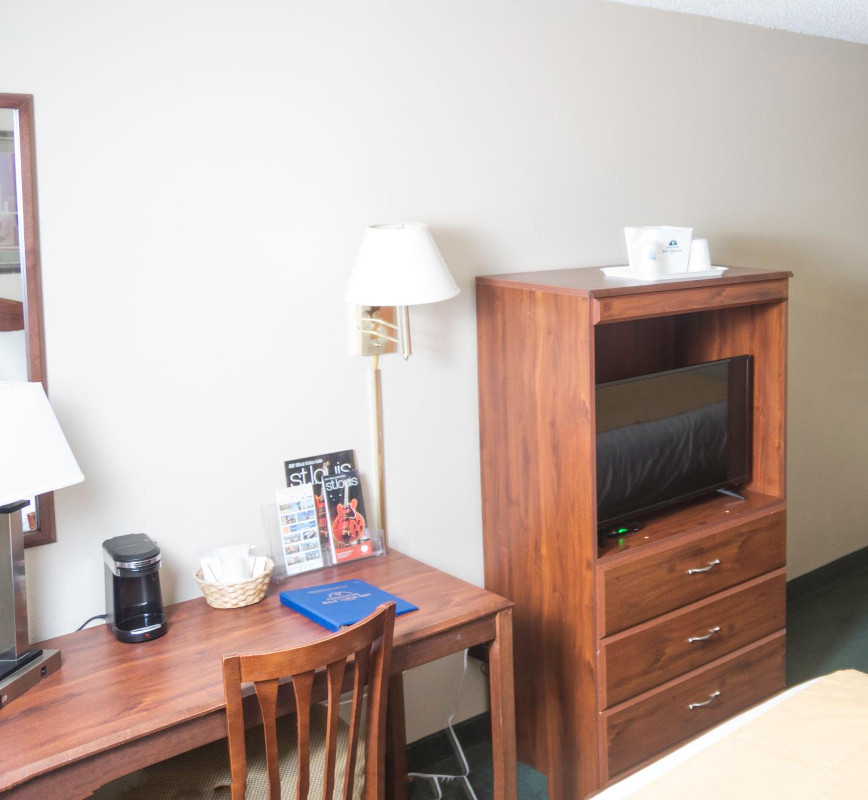 Queen Room - Photo 2
