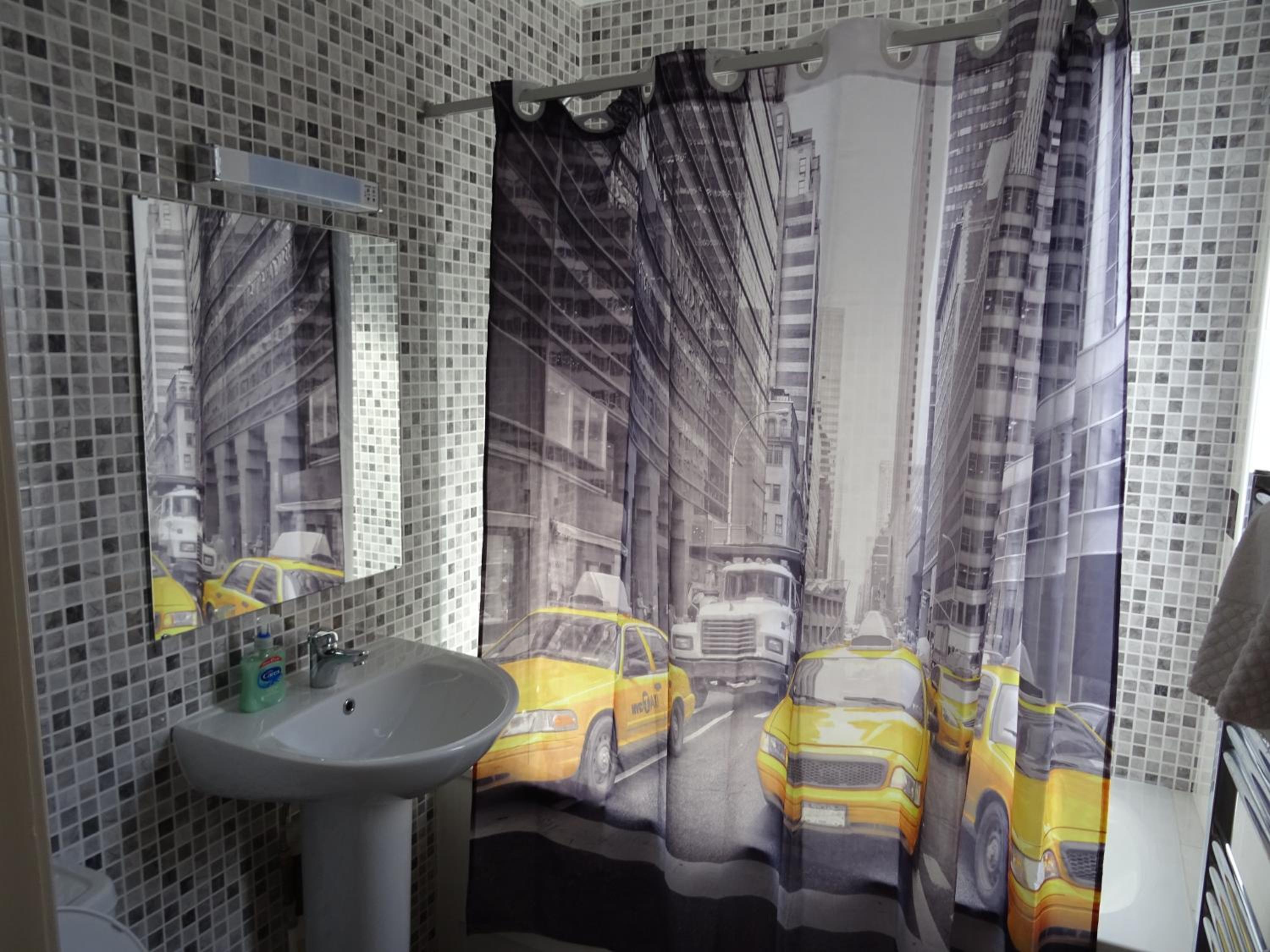 Family En-Suite Room - Photo 19