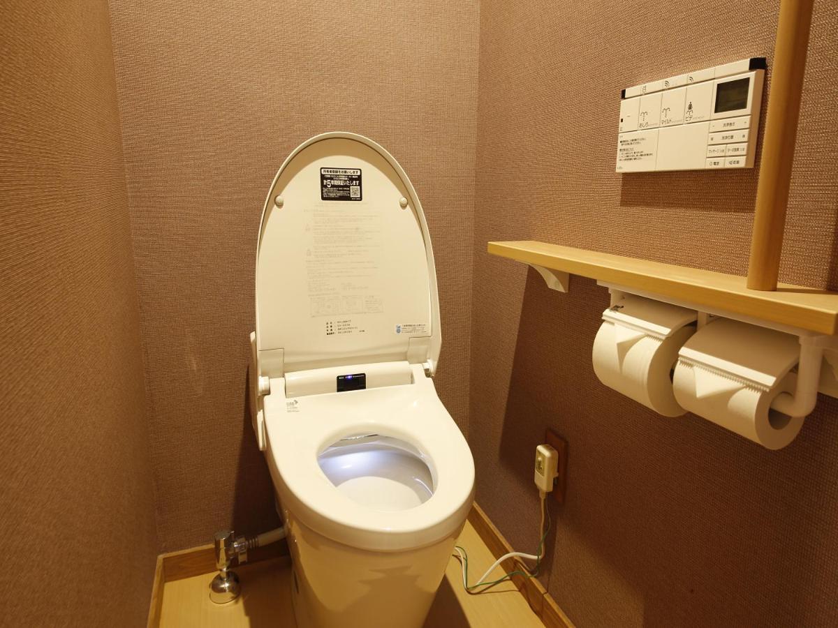 Modern Japanese-Style Room photo 3
