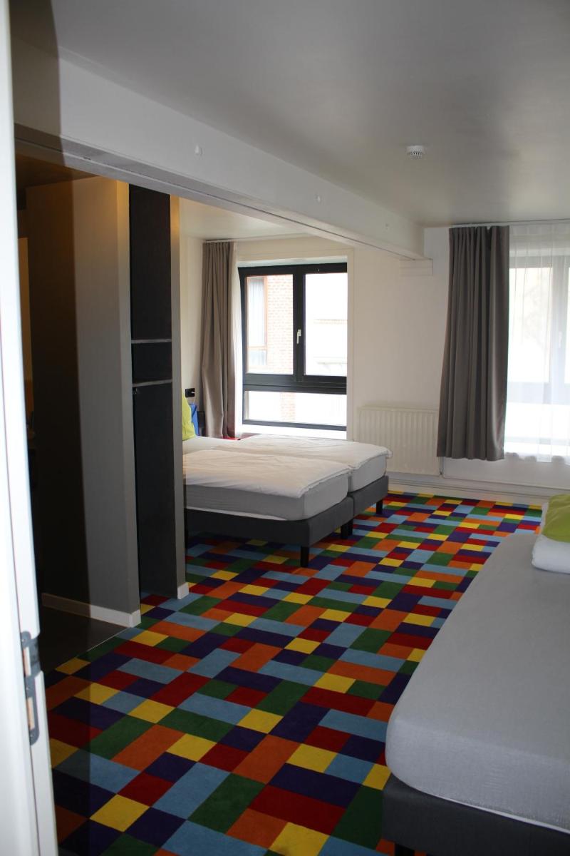 Triple Room with Private Bathroom