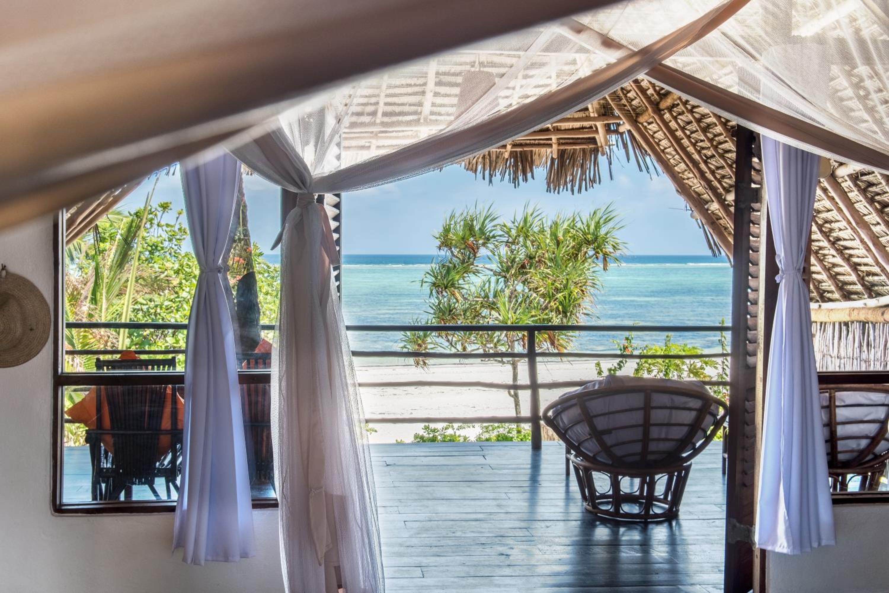  Junior Suite Ocean Front photo 3