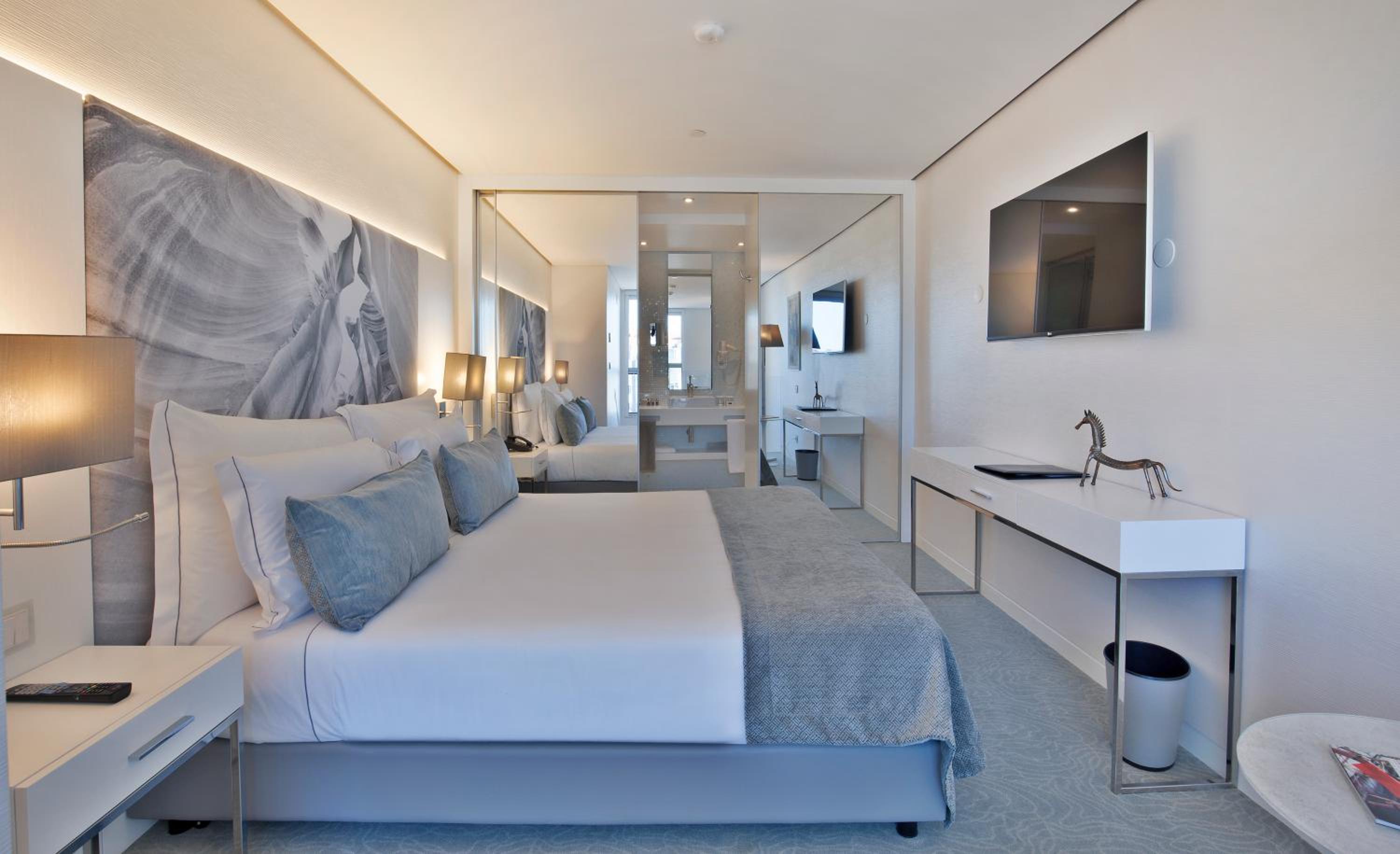 Duplex Suite with Kitchenette