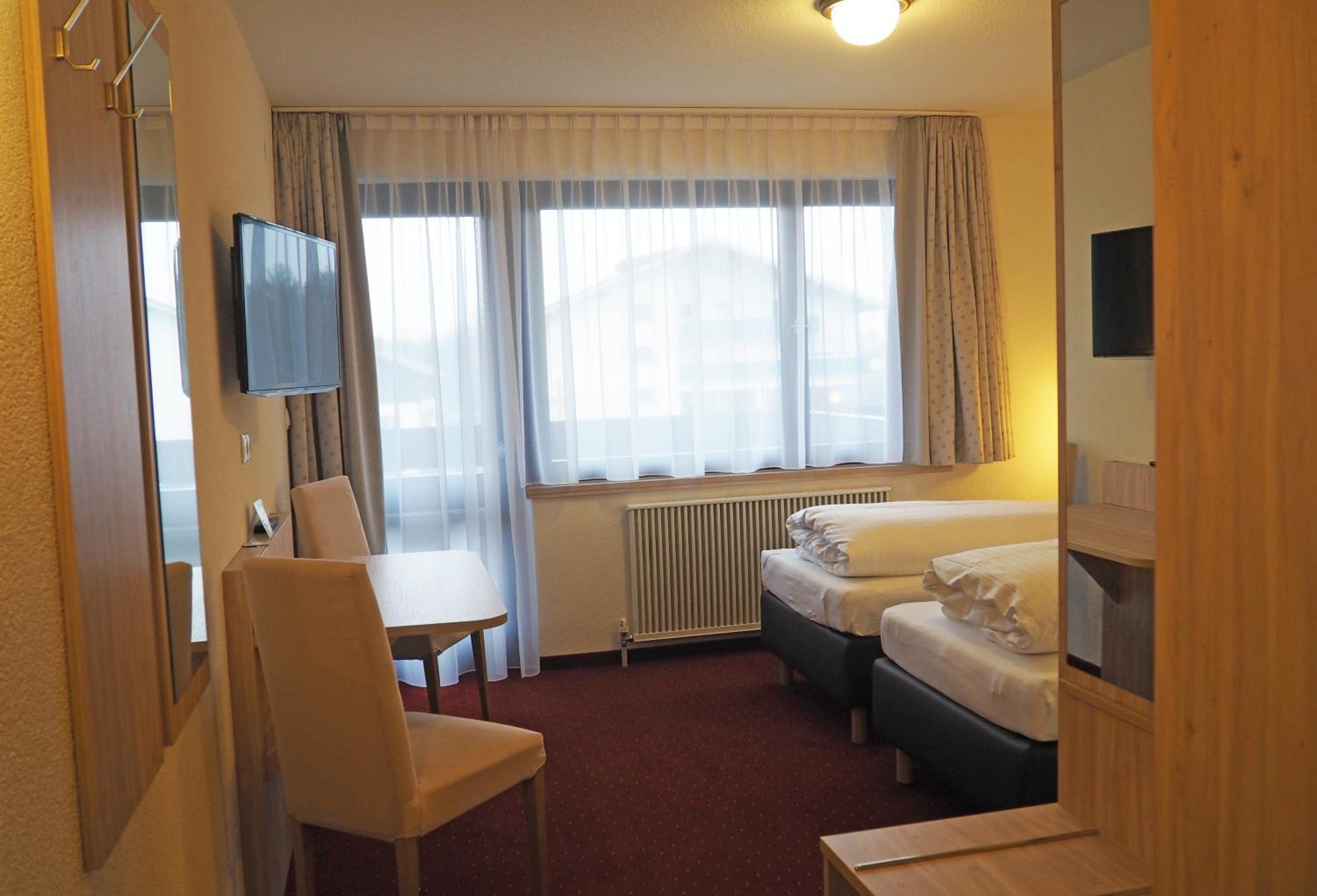 Double Room - Photo 1