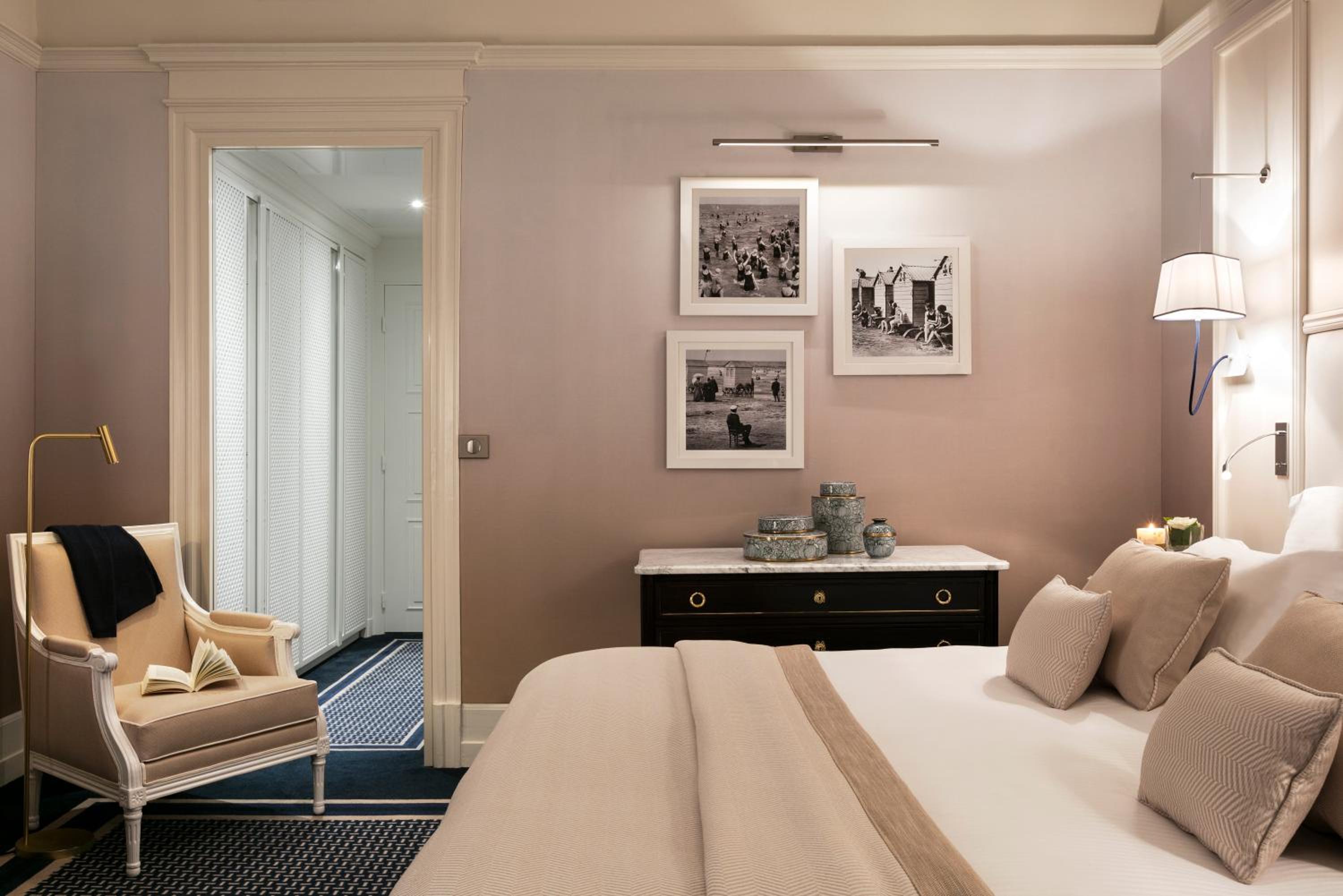 Deluxe Double Room photo 3
