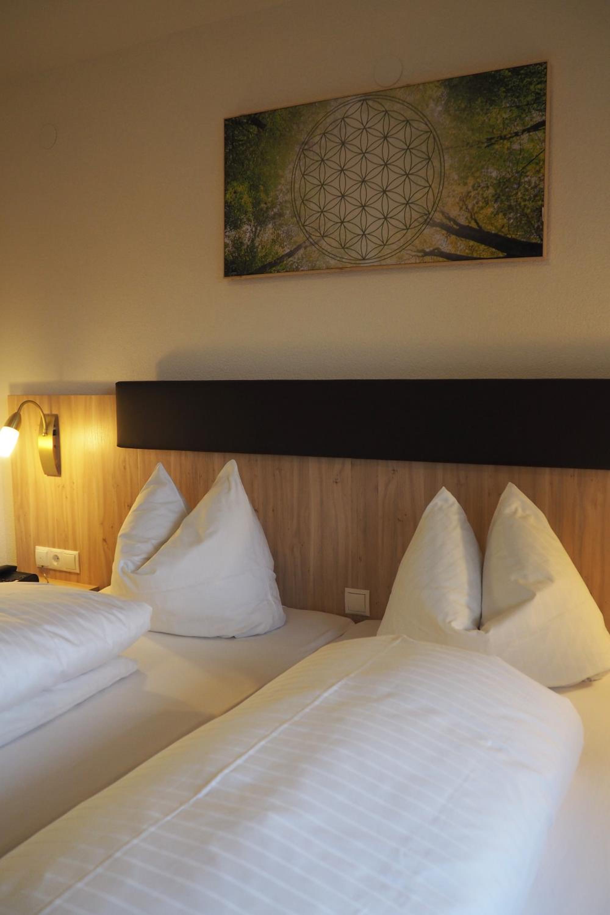 Double Room - Photo 17
