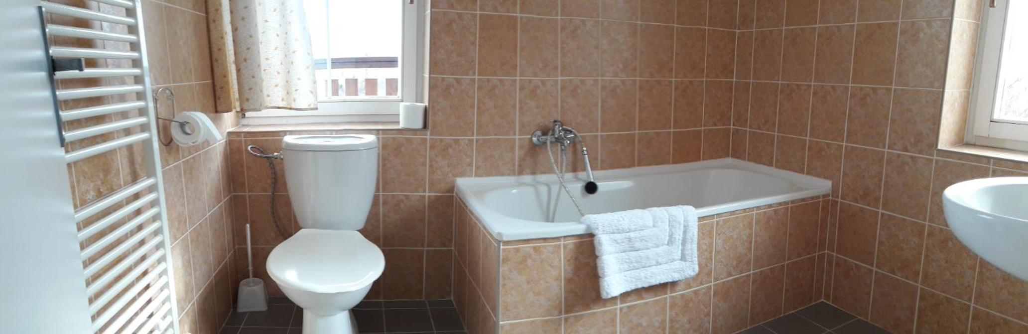 Triple Room (3 Adults + 1 Child) - Photo 5