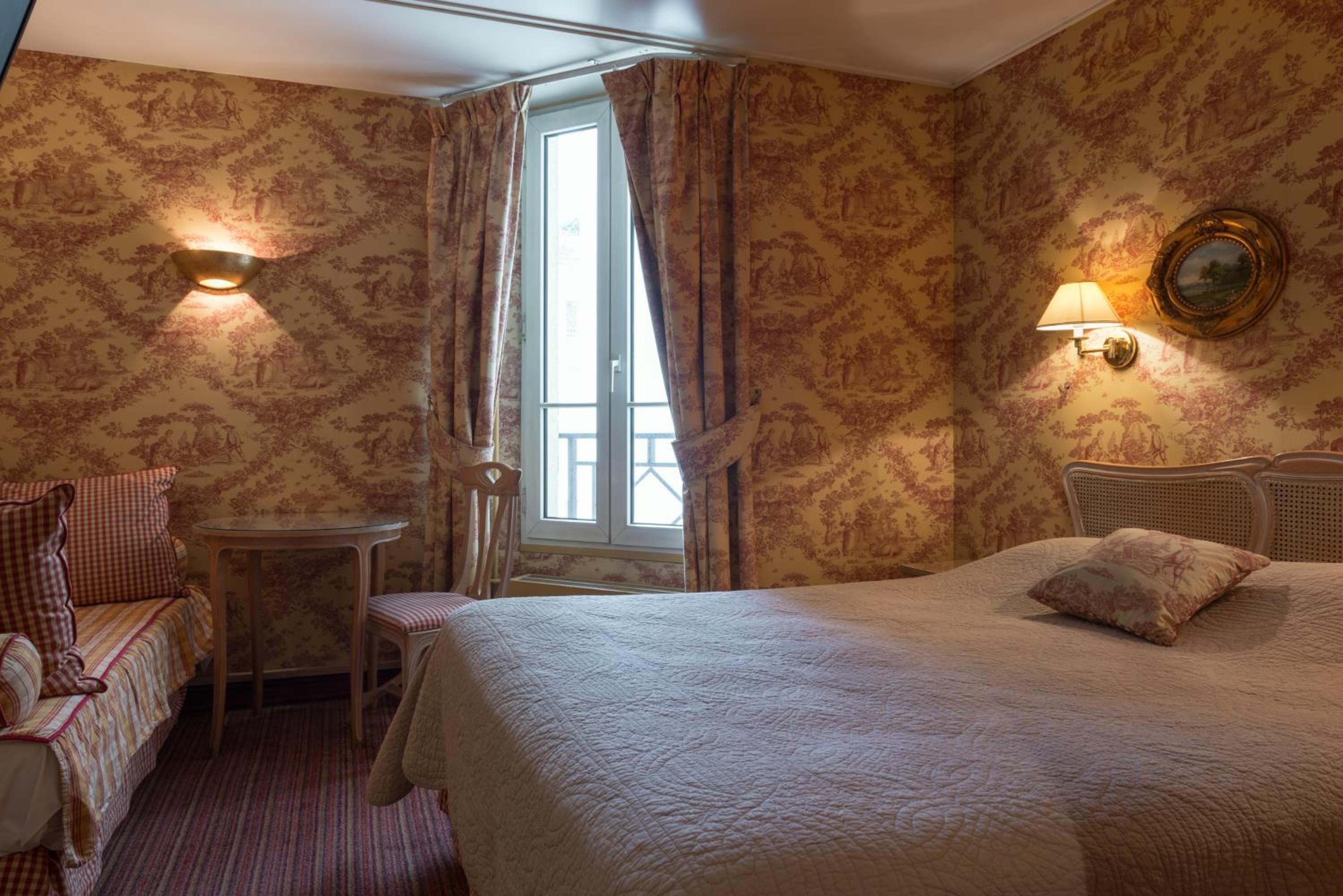 Double Room - Photo 2
