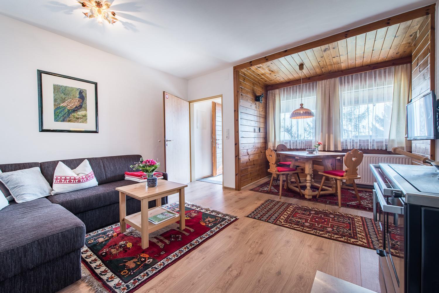 Studio Apartment photo 2