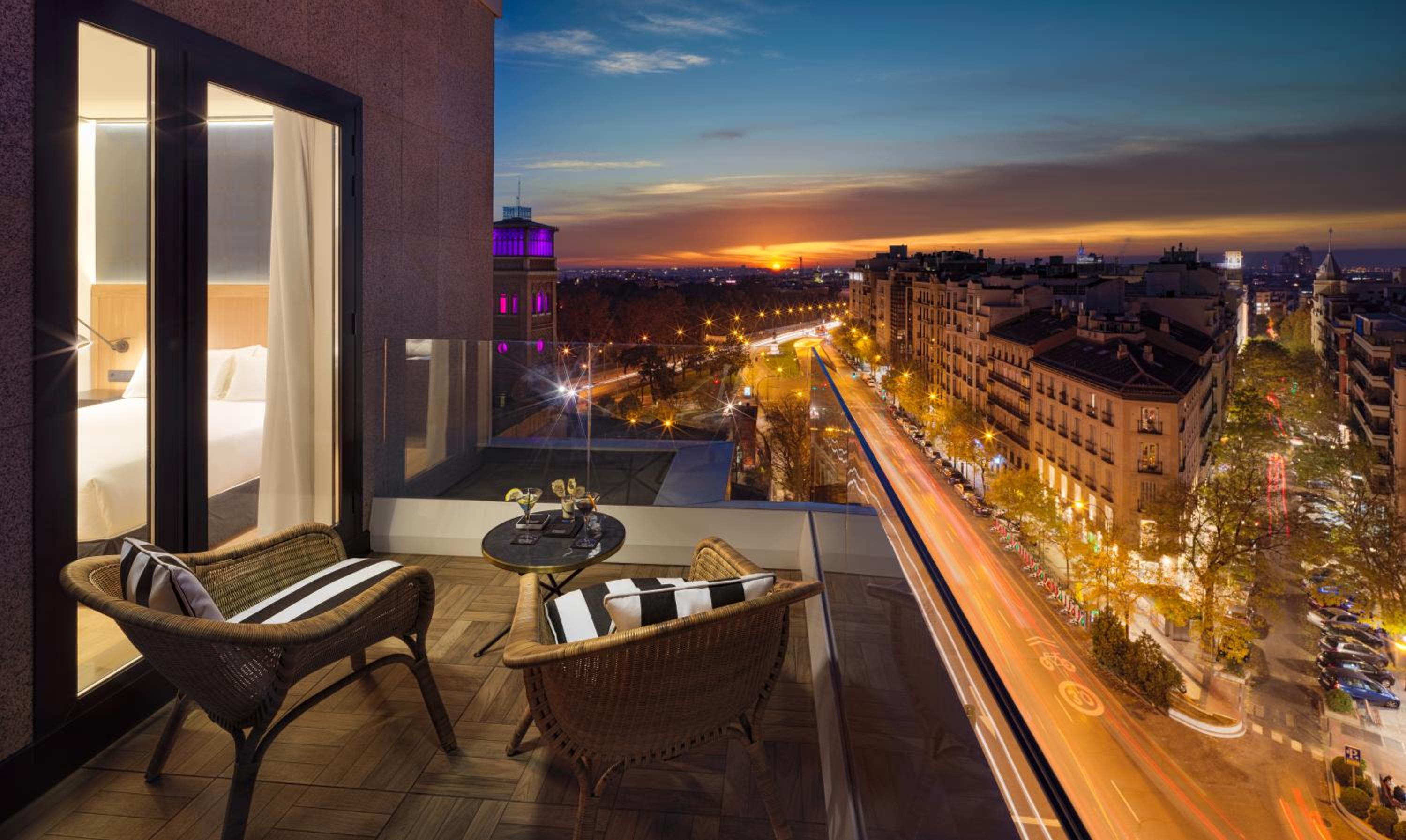 Double Room with Terrace thumbnail 5