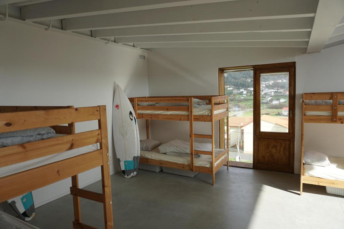 6-Bed Mixed Dormitory Room photo 3
