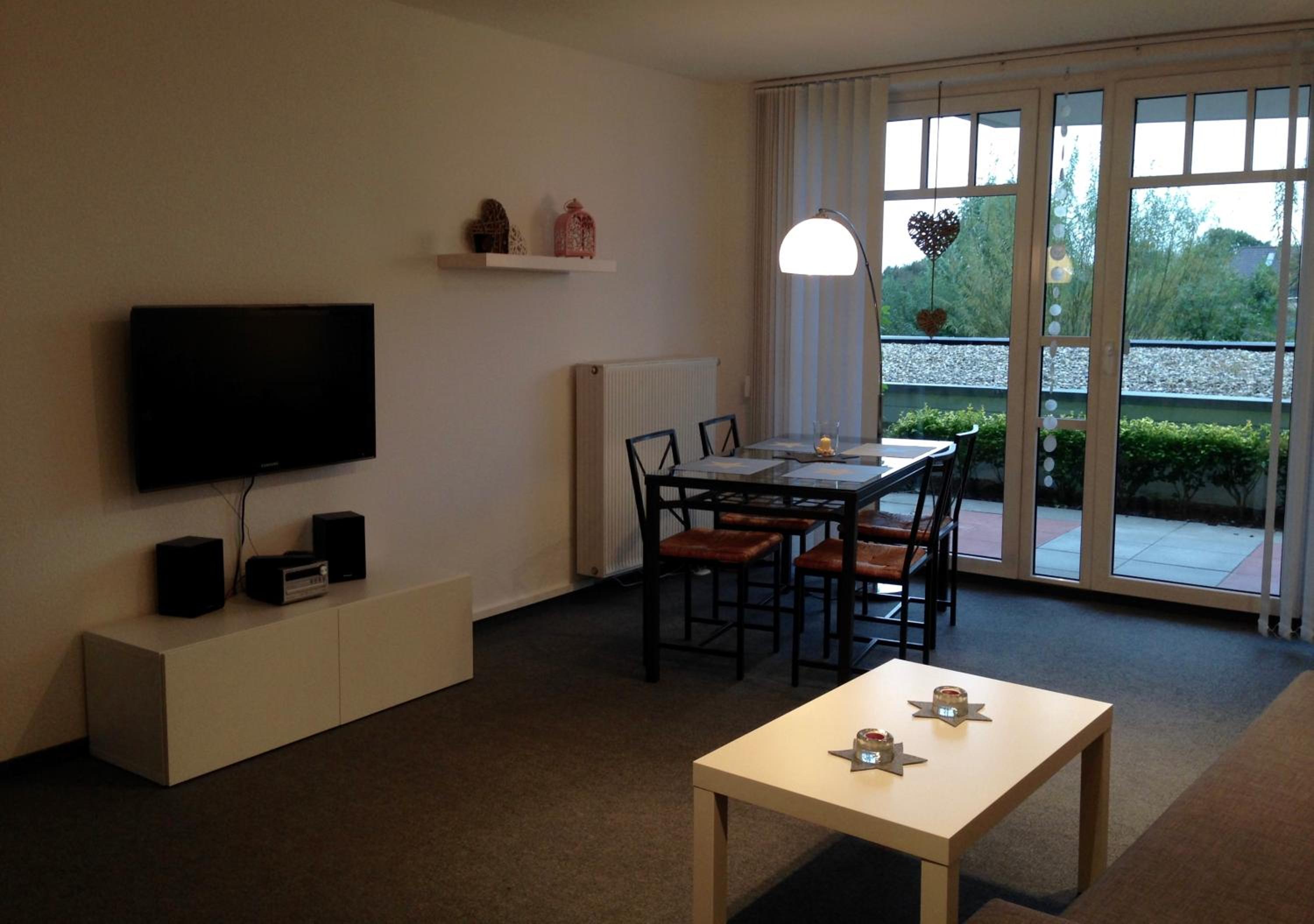 Apartment with Terrace photo 2