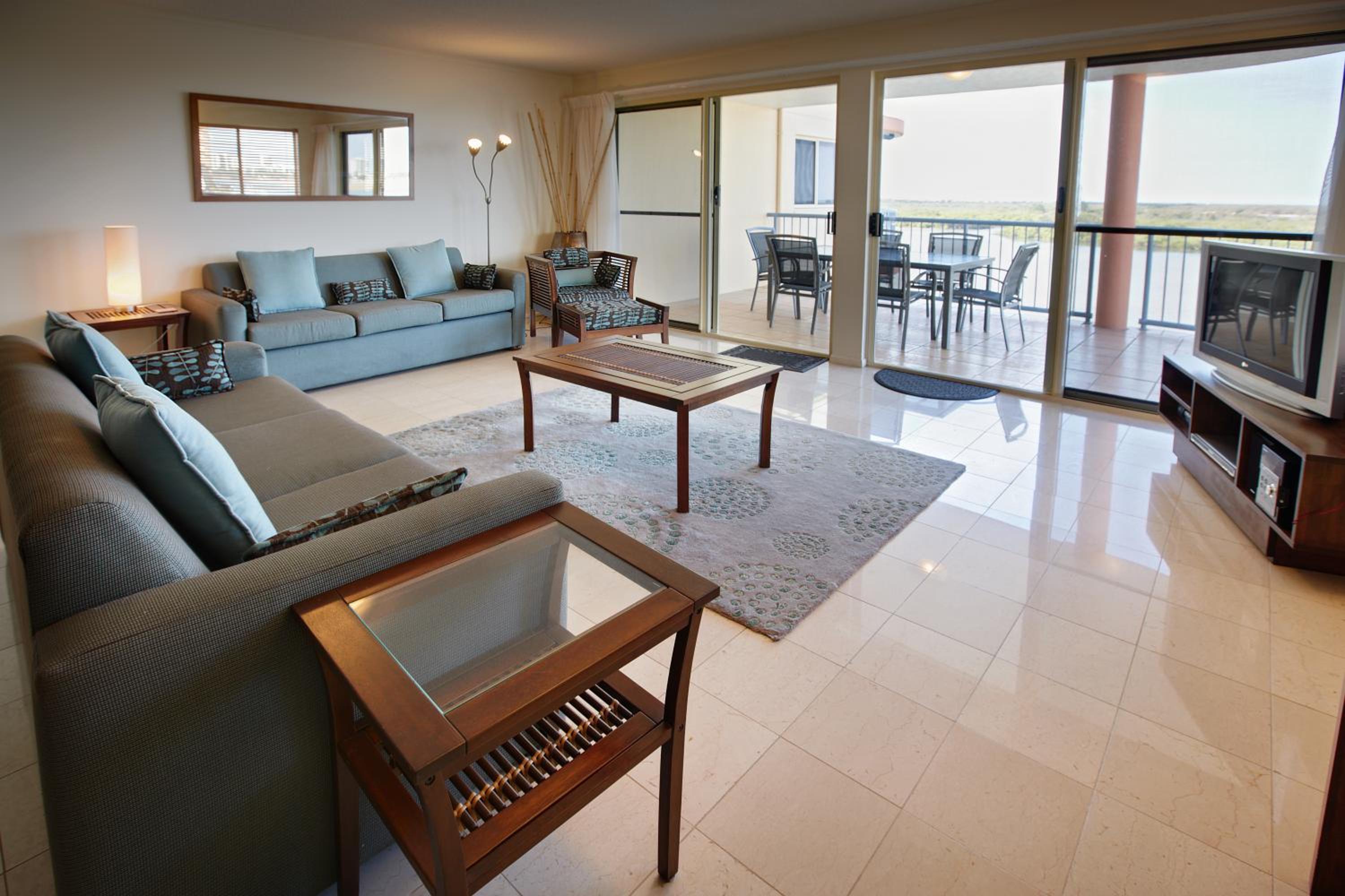 One-Bedroom Apartment with River View photo 1
