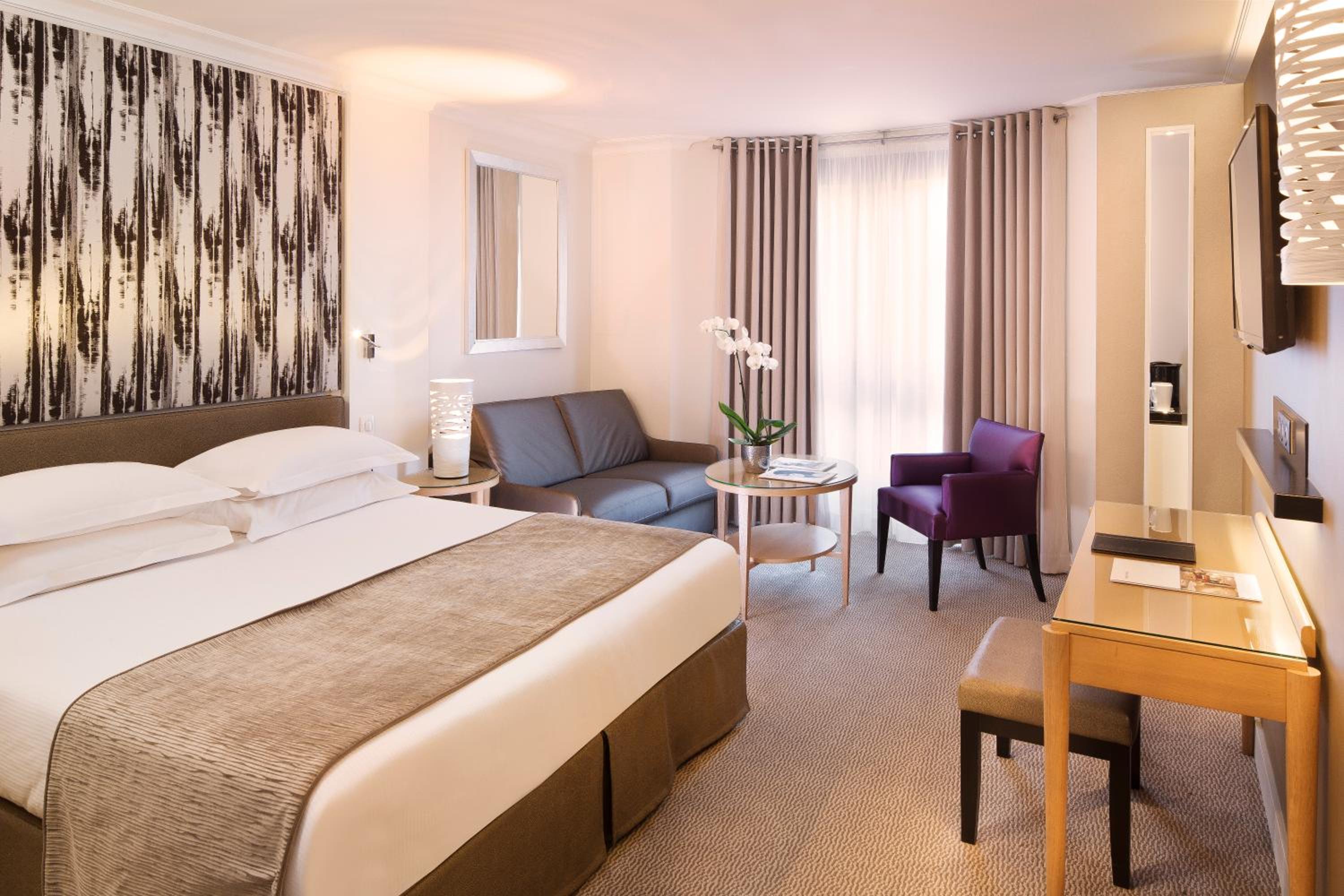 Junior Suite (2 Adults) photo 1