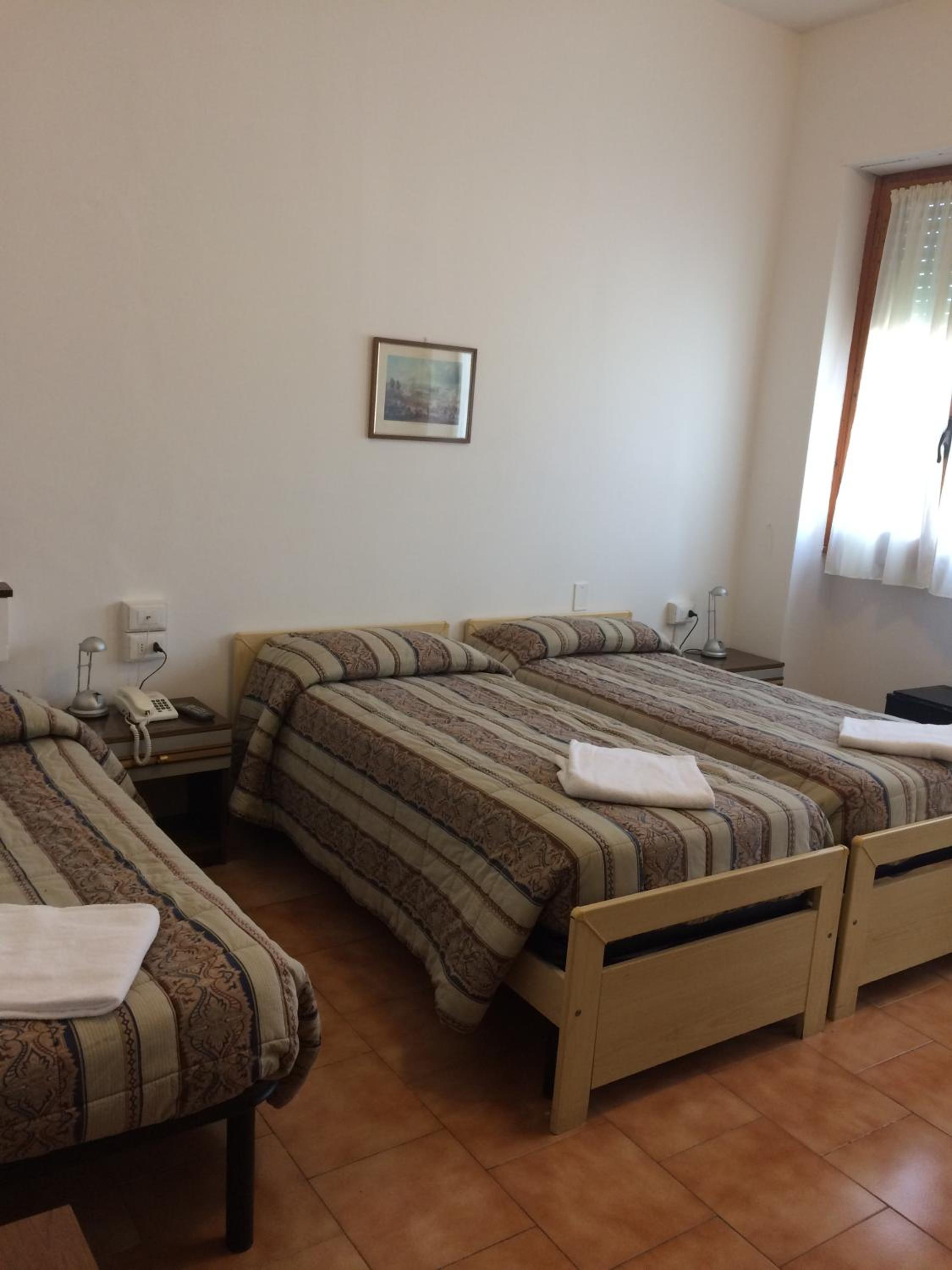 Triple Room - Photo 4