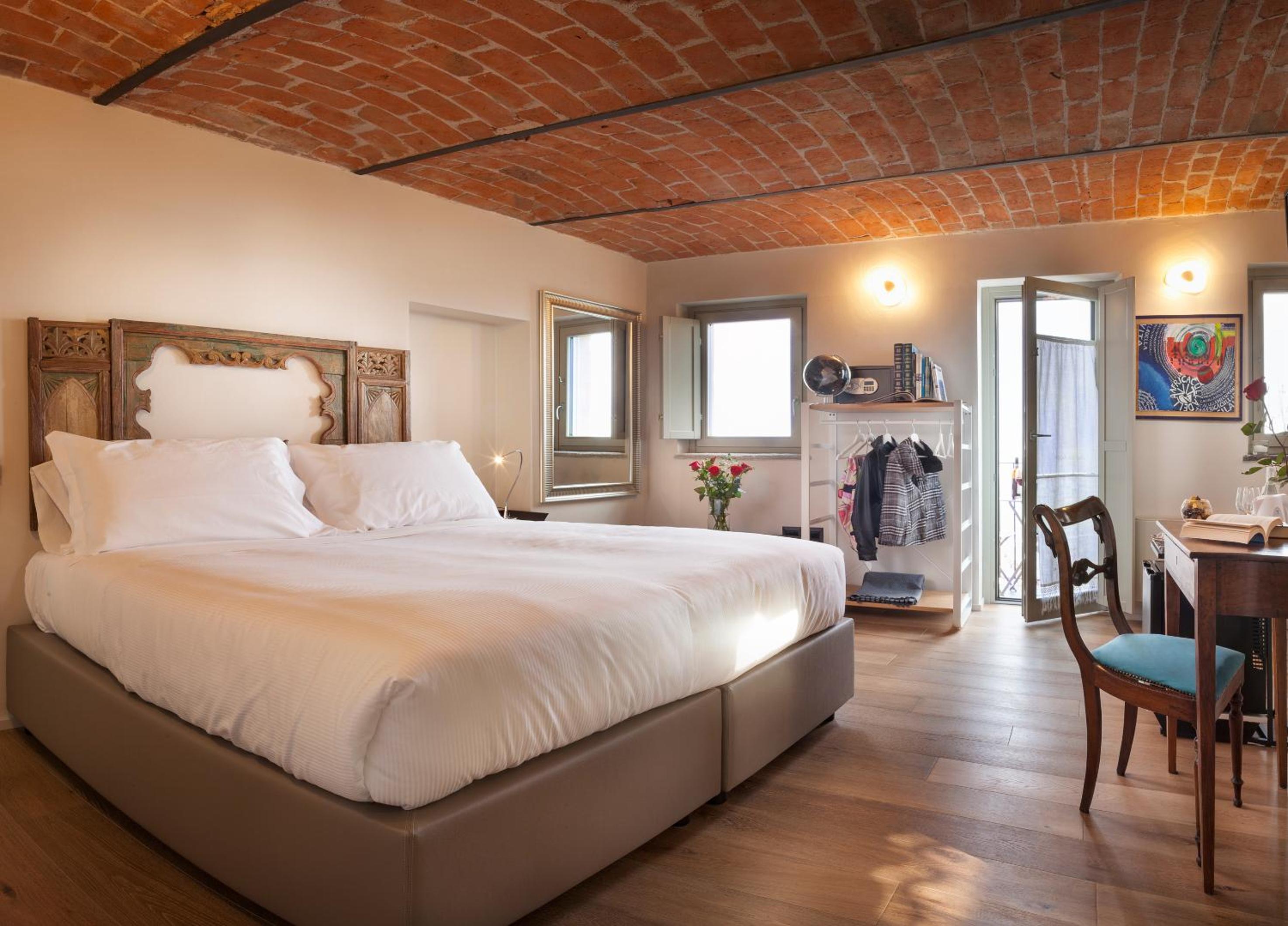 Double or Twin Room with Balcony photo 1