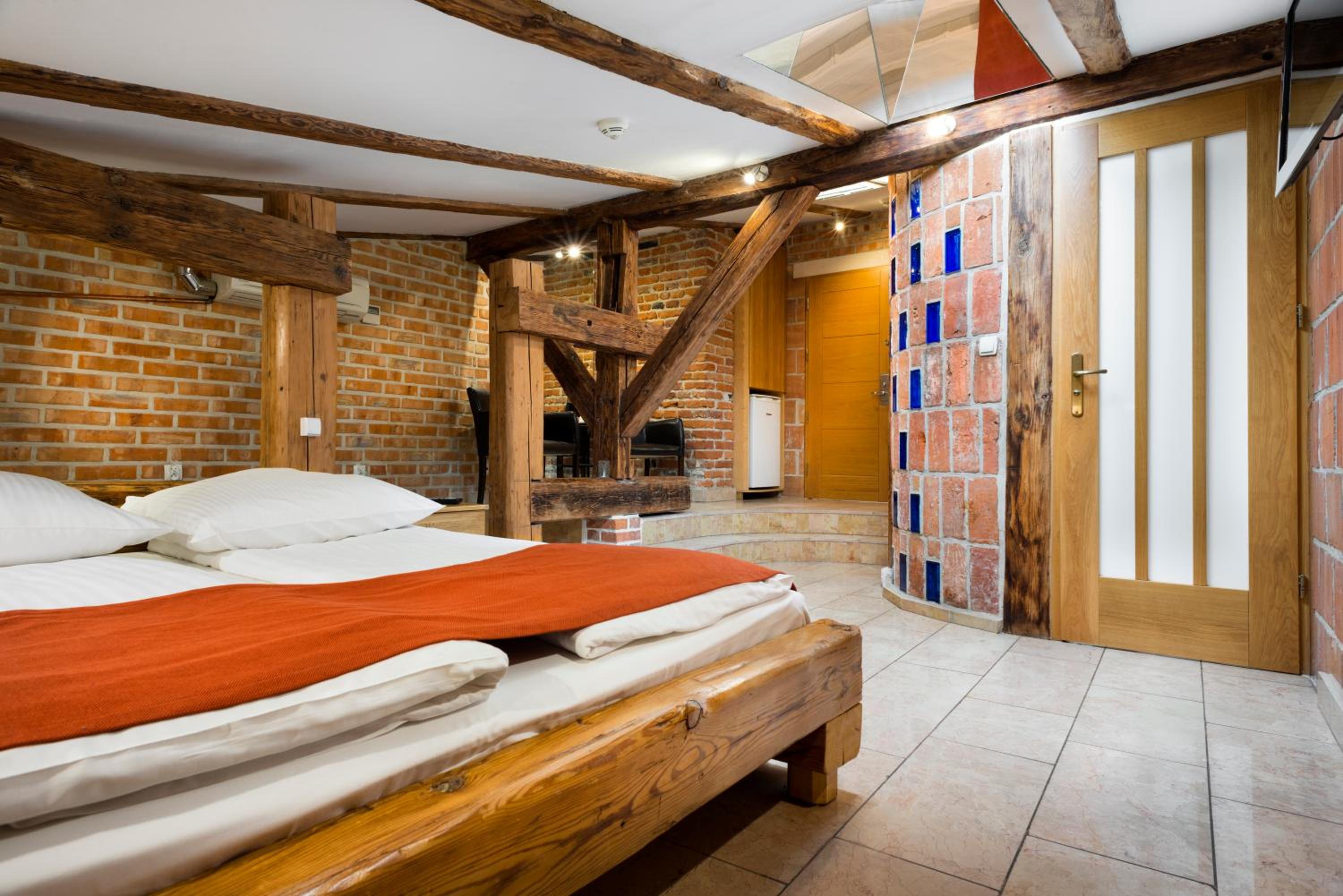 Mansard Studio  photo 2