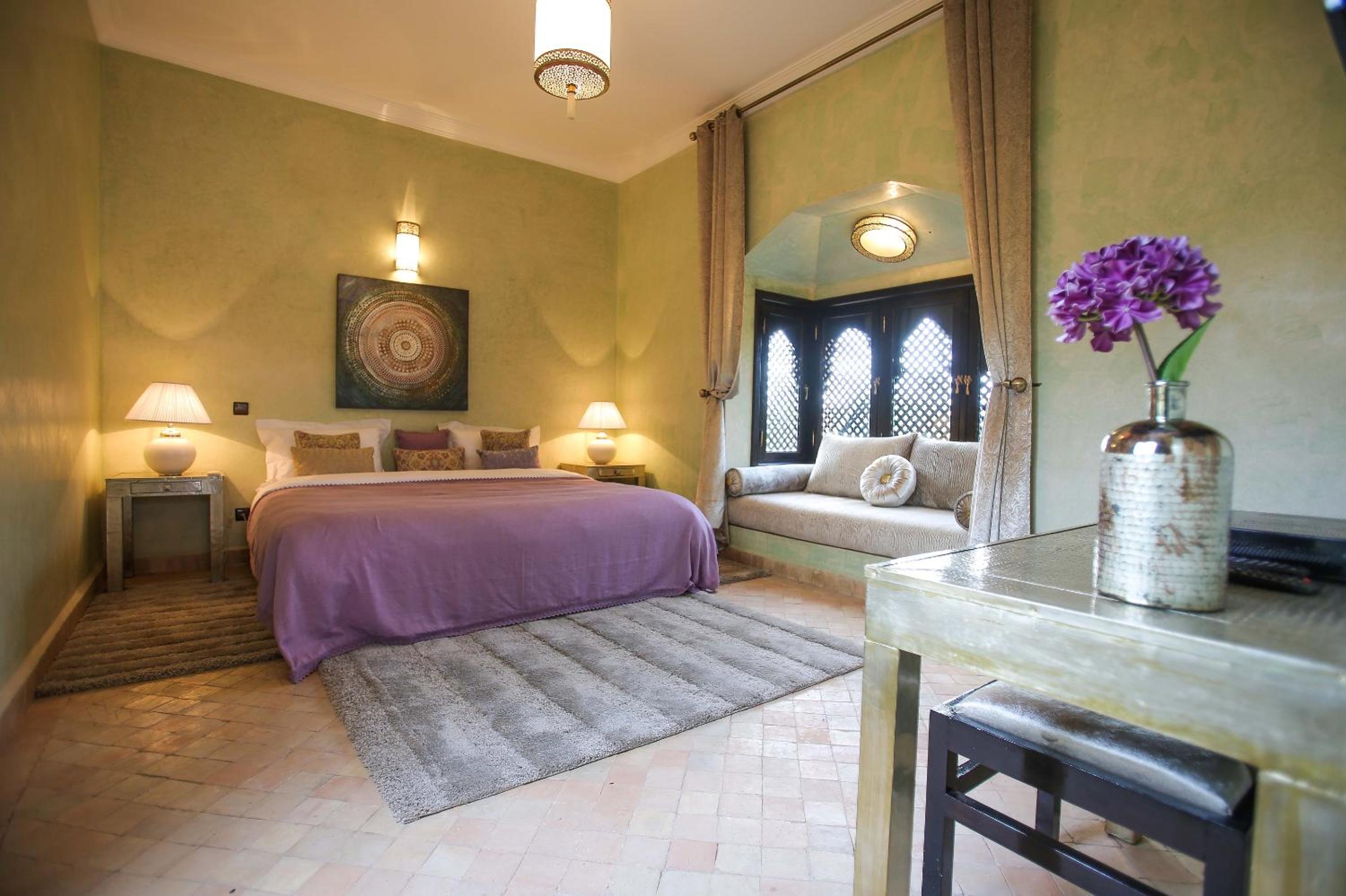Three-Bedroom Villa with Private Pool - Photo 11