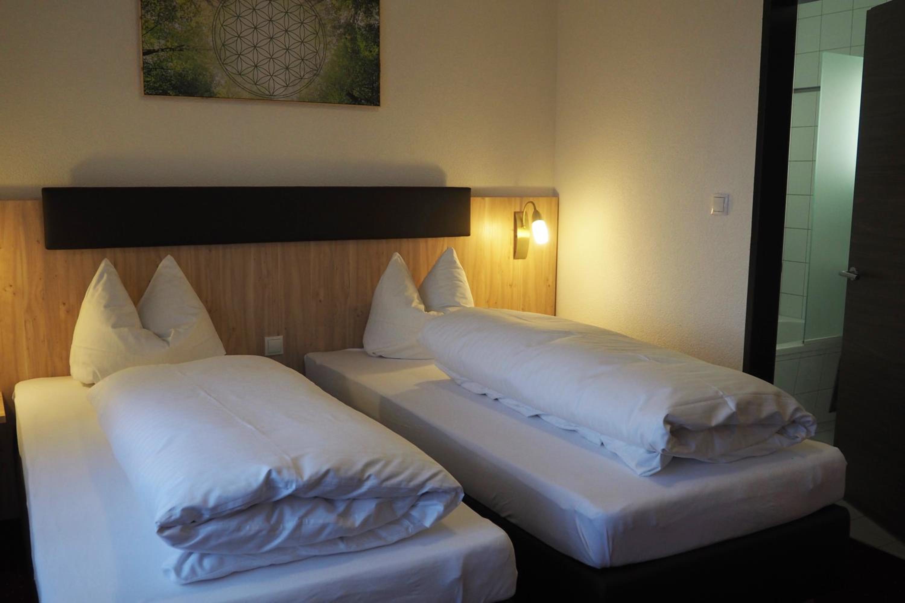 Double Room - Photo 9
