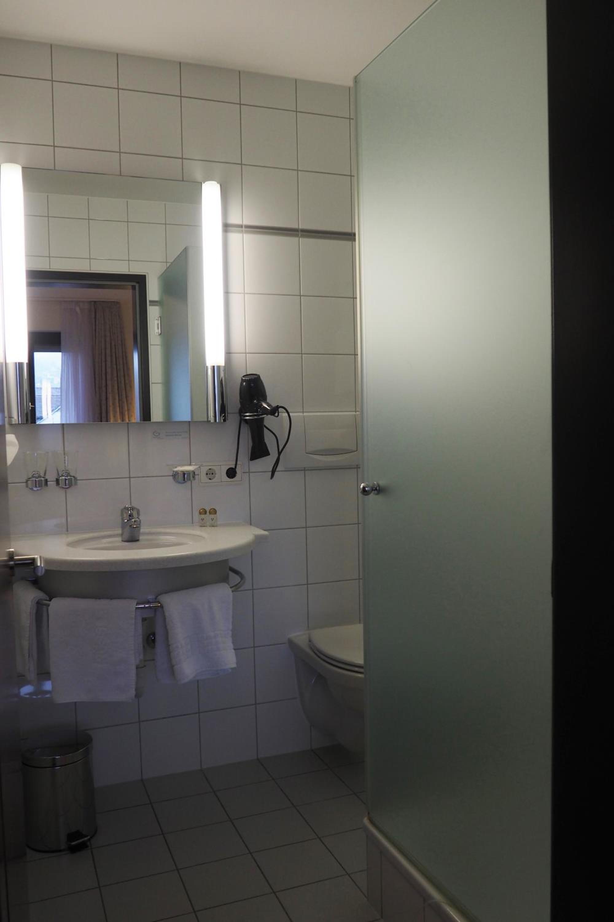 Double Room - Photo 13