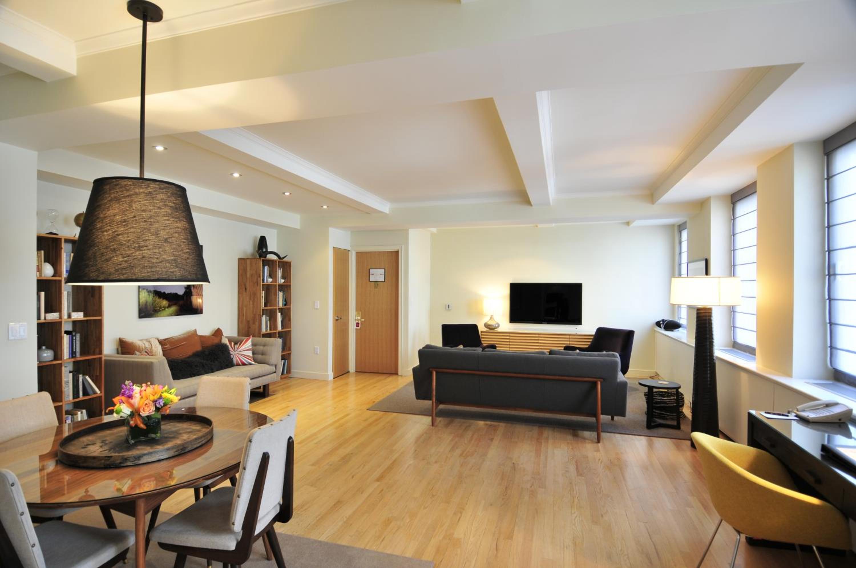 One-Bedroom King Suite photo 3