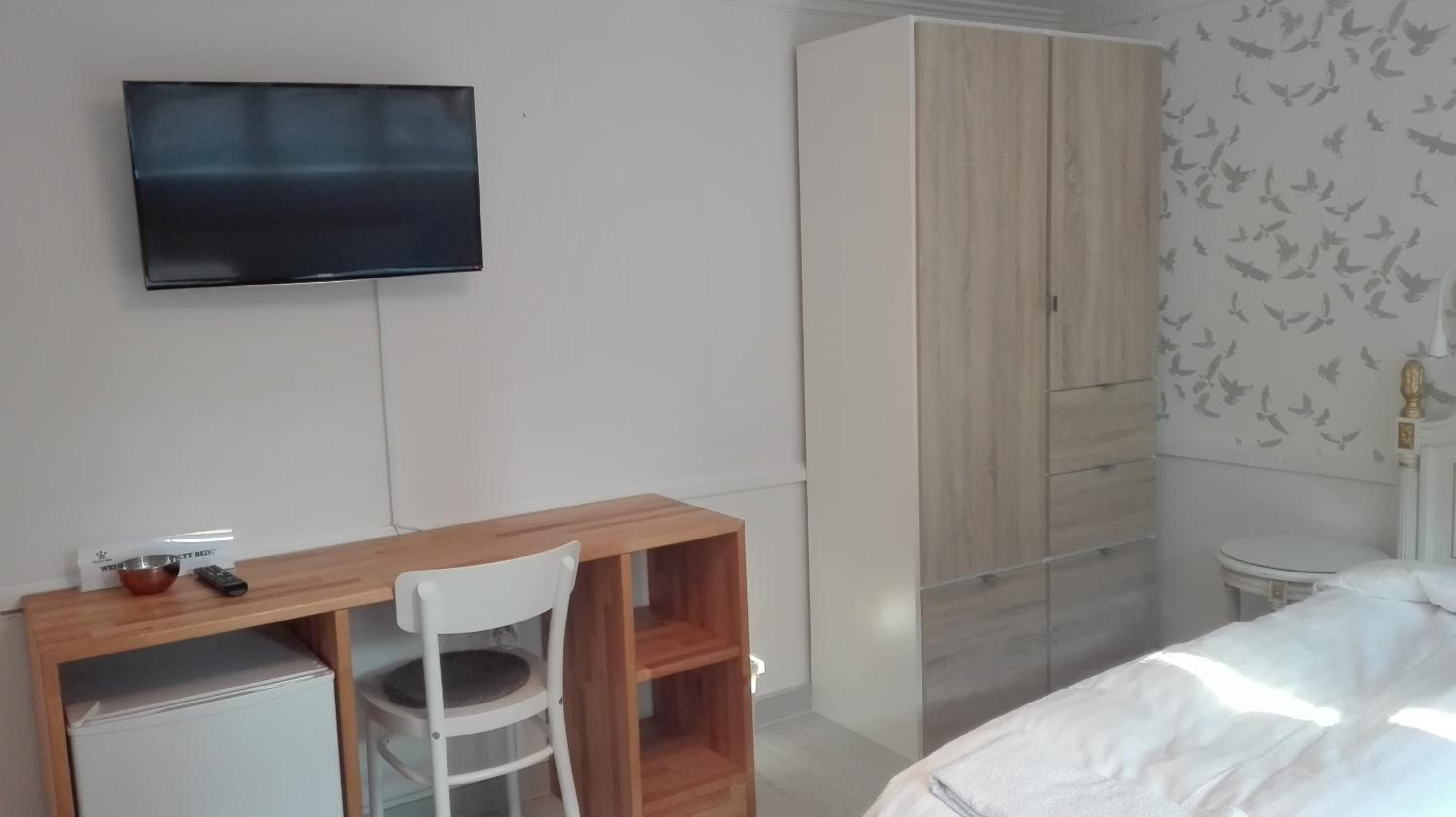Triple Room with Shared Bathroom