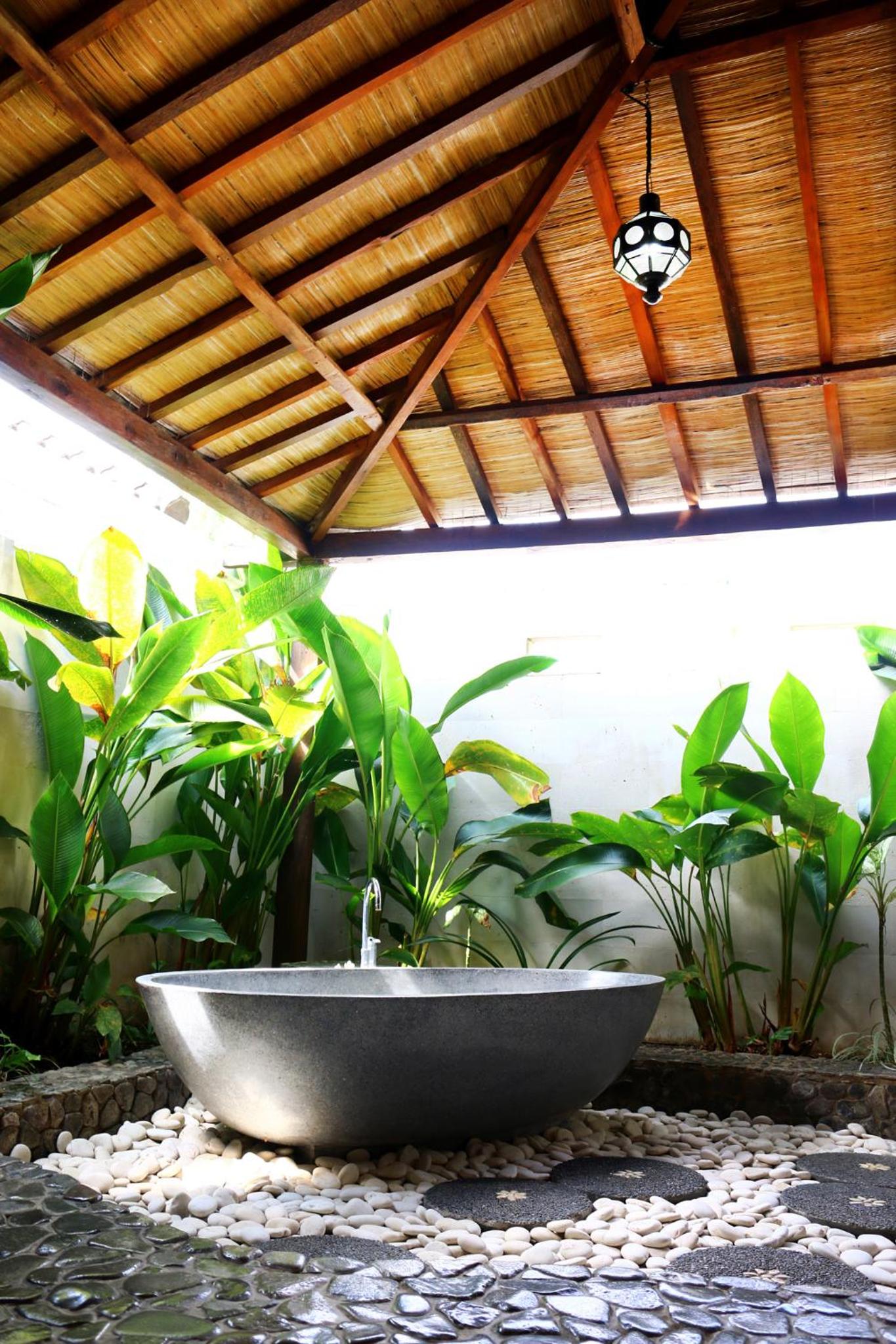 Villa With Garden View - Photo 7