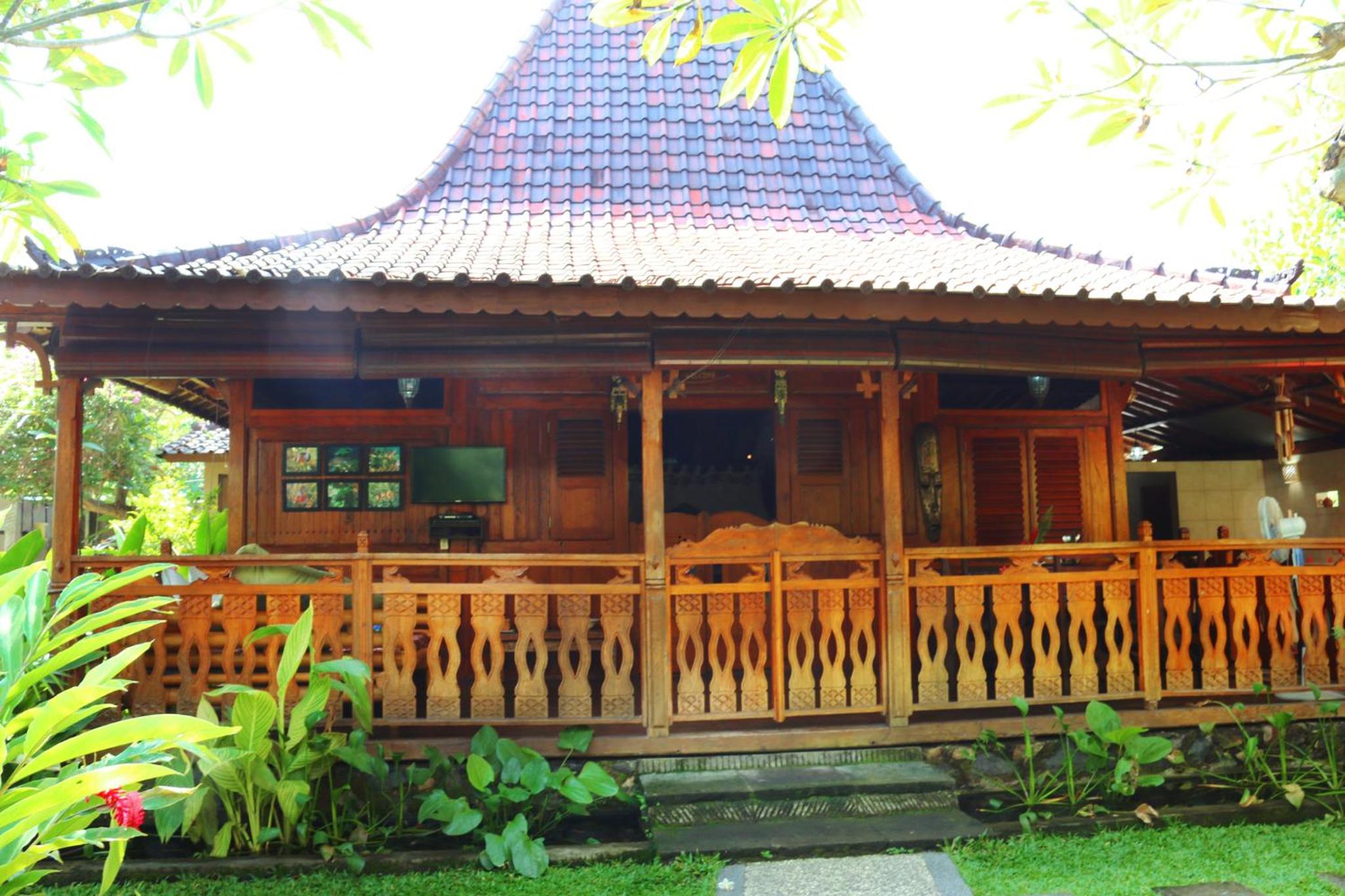 Villa With Garden View - Photo 3
