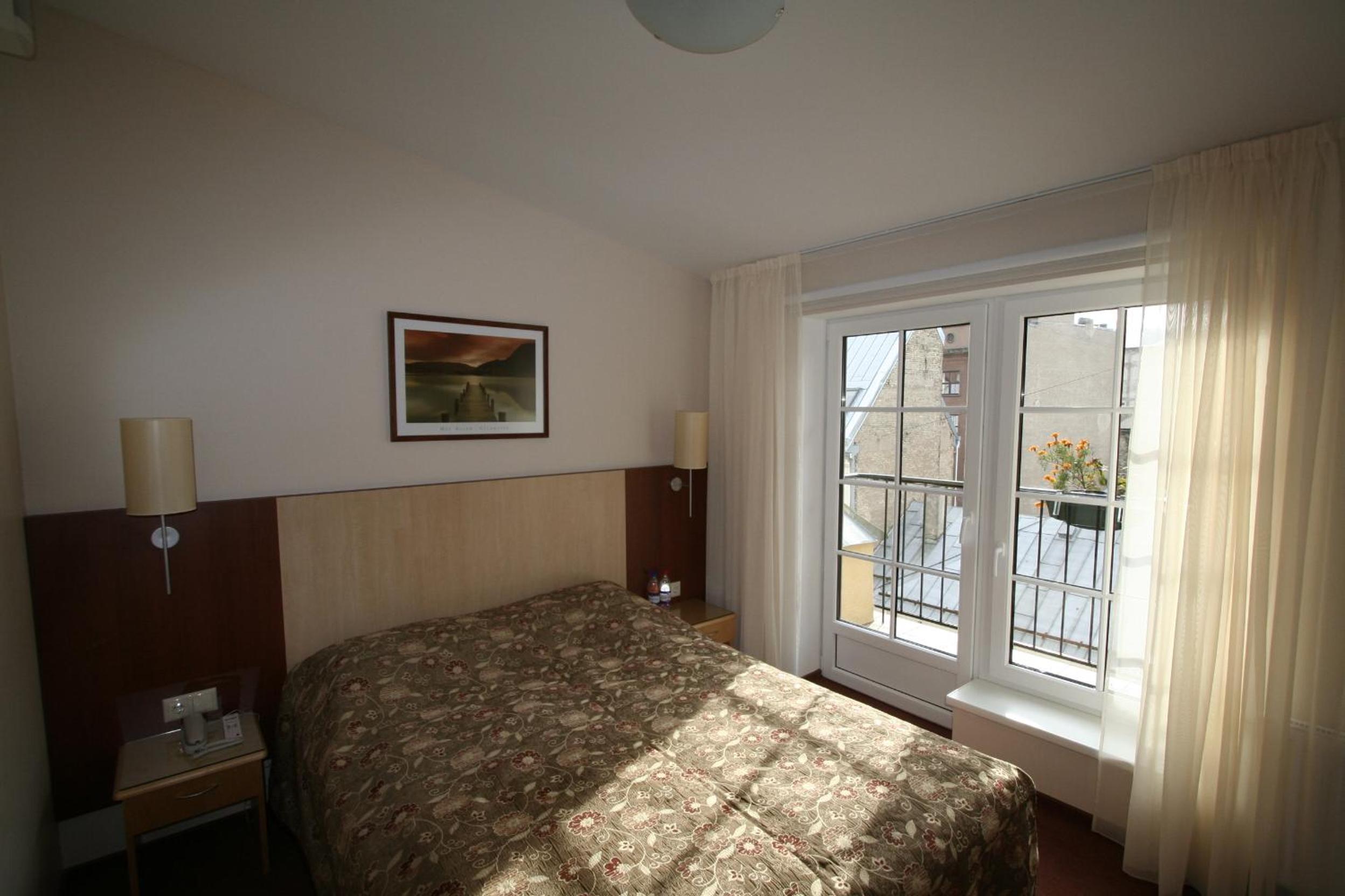 Double or Twin Room - Photo 7