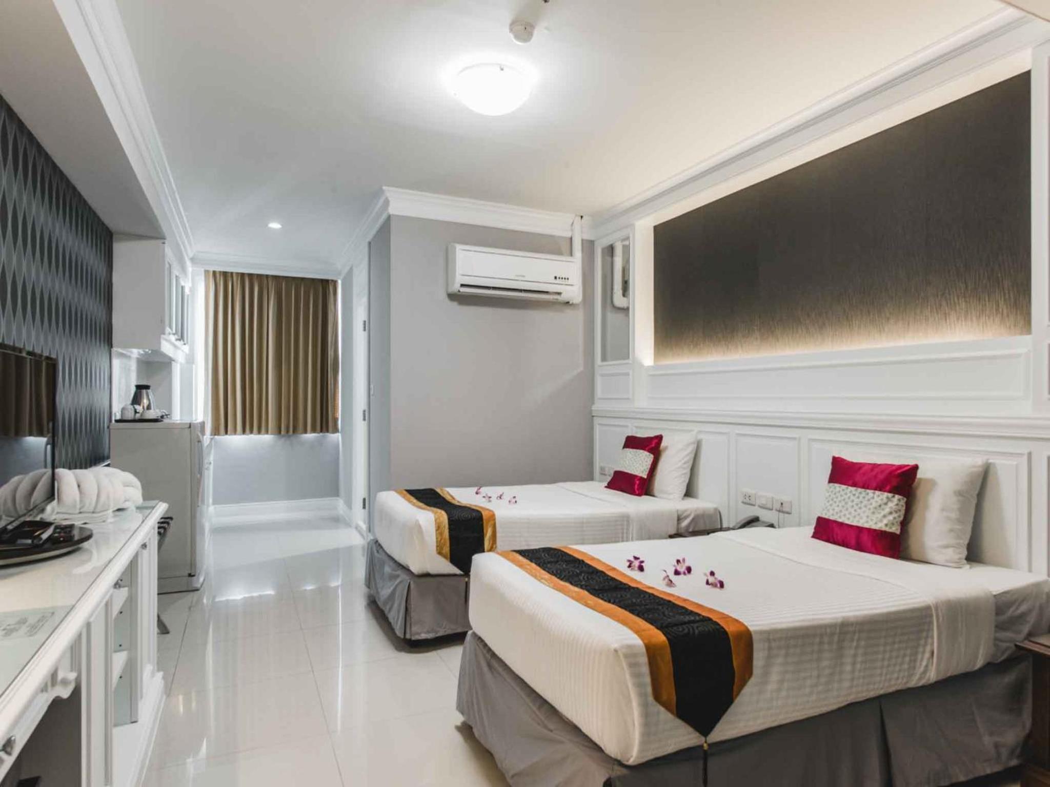 Deluxe Twin Room photo 2