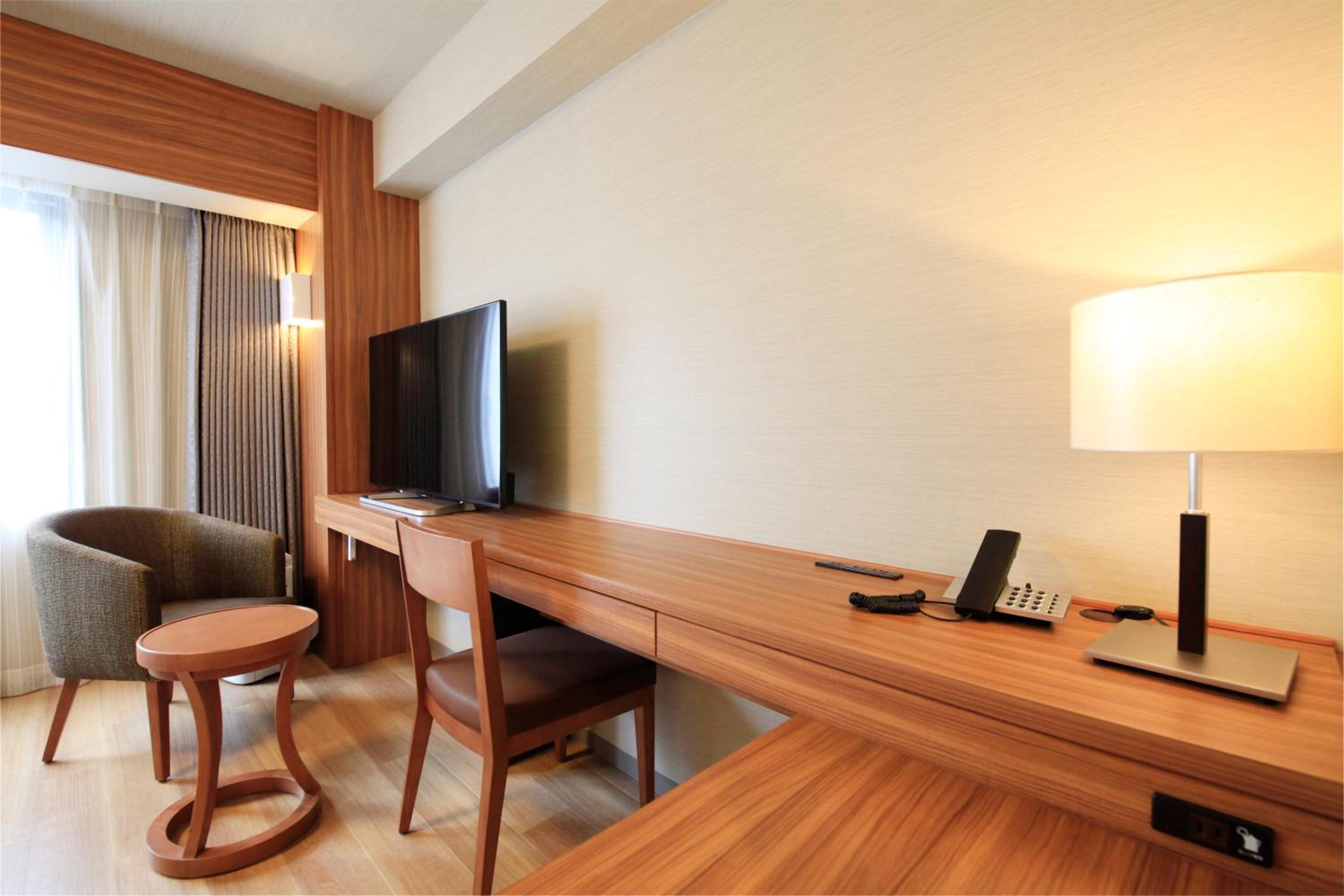Twin Room - Photo 8
