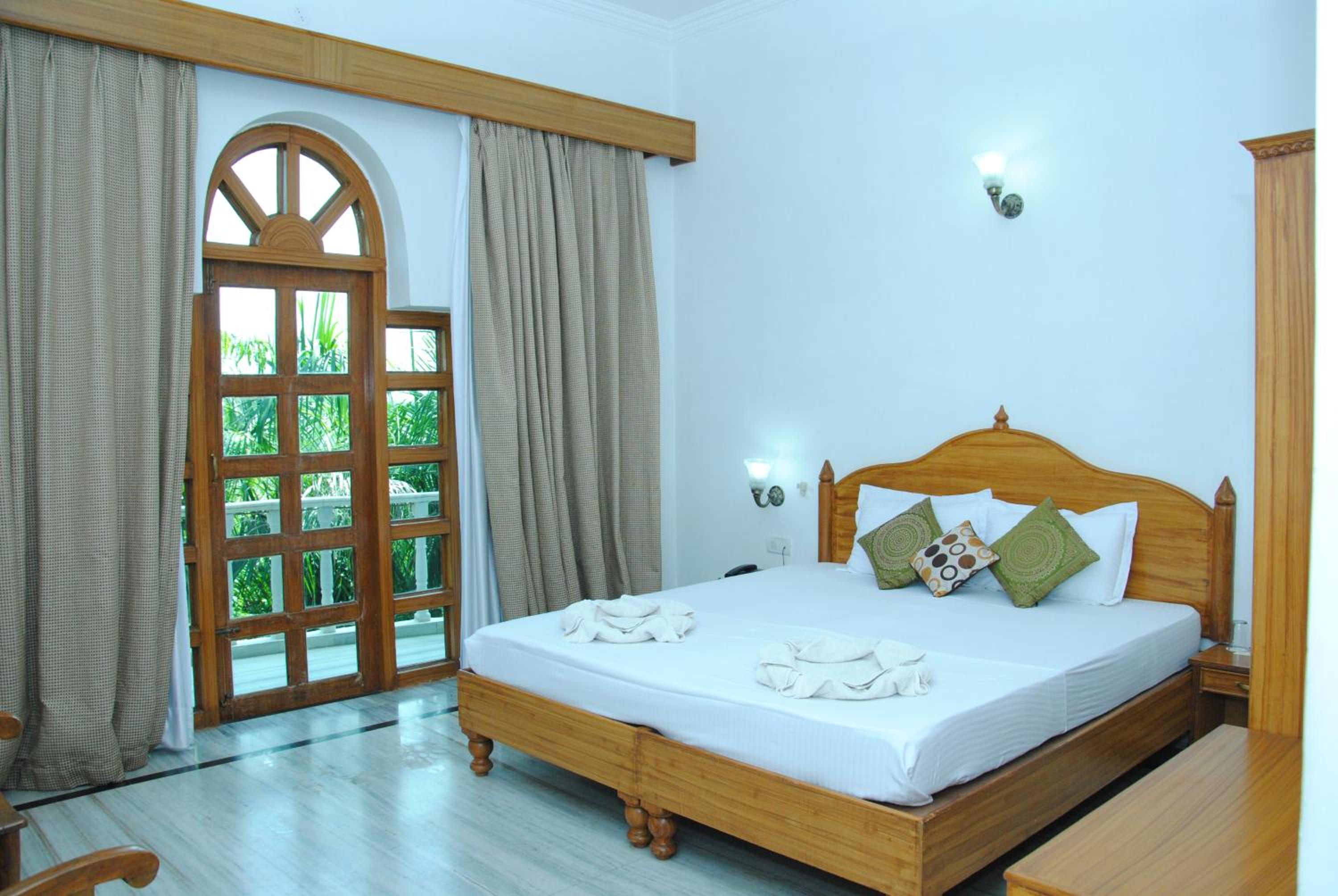 Deluxe Double or Twin Room - Photo 1