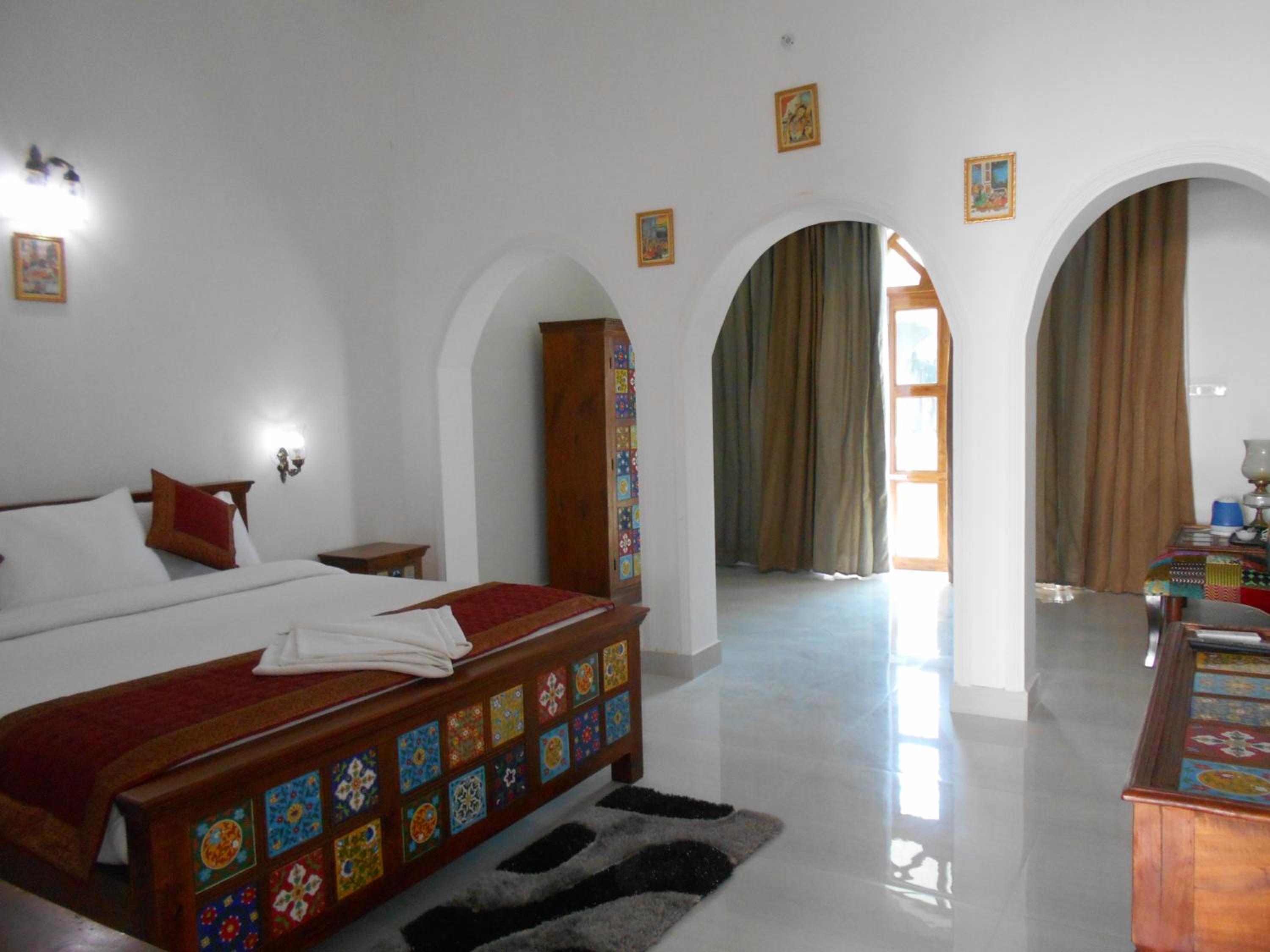 Executive King or Double Room - Photo 11