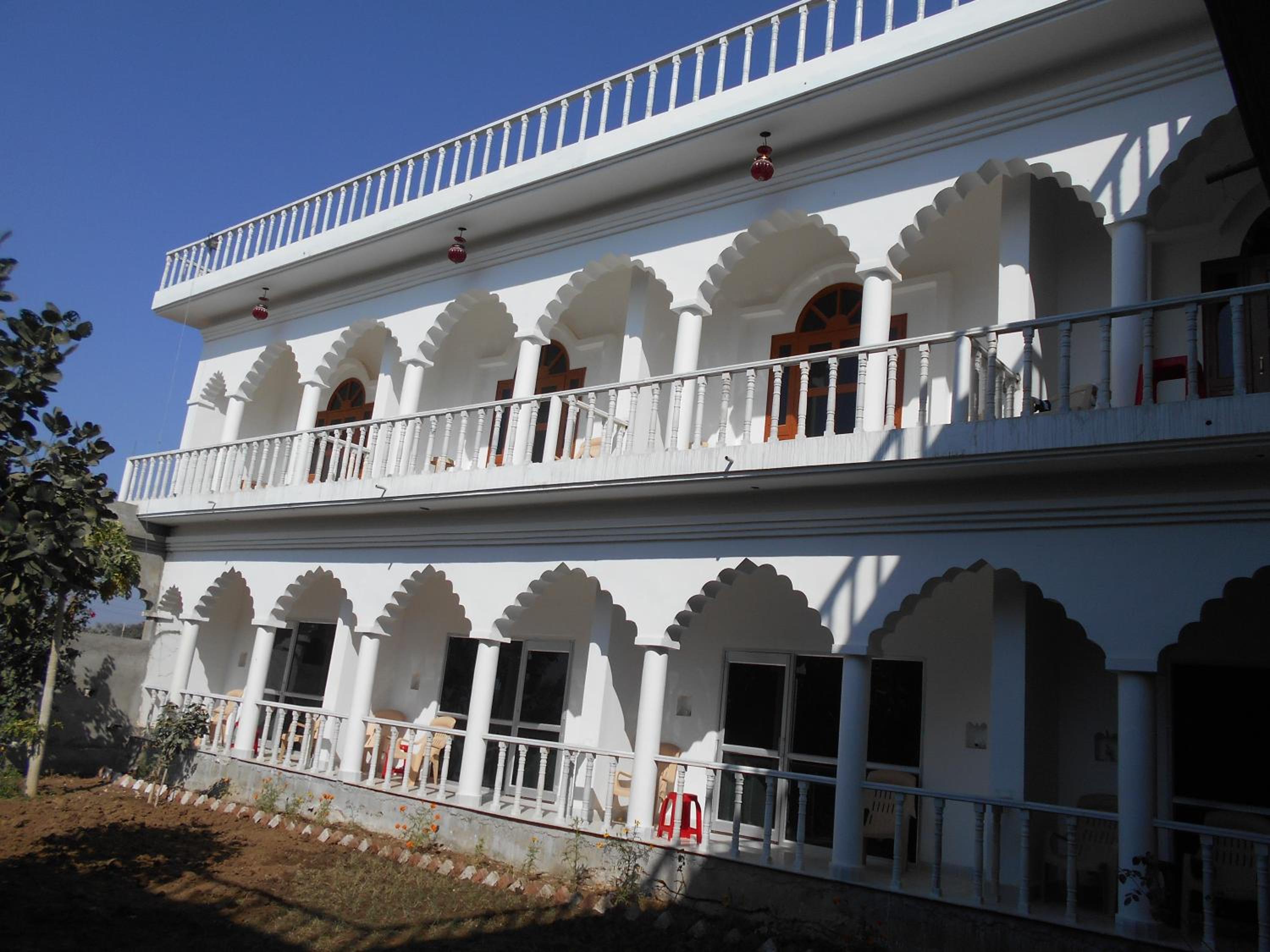 Executive King or Double Room - Photo 10