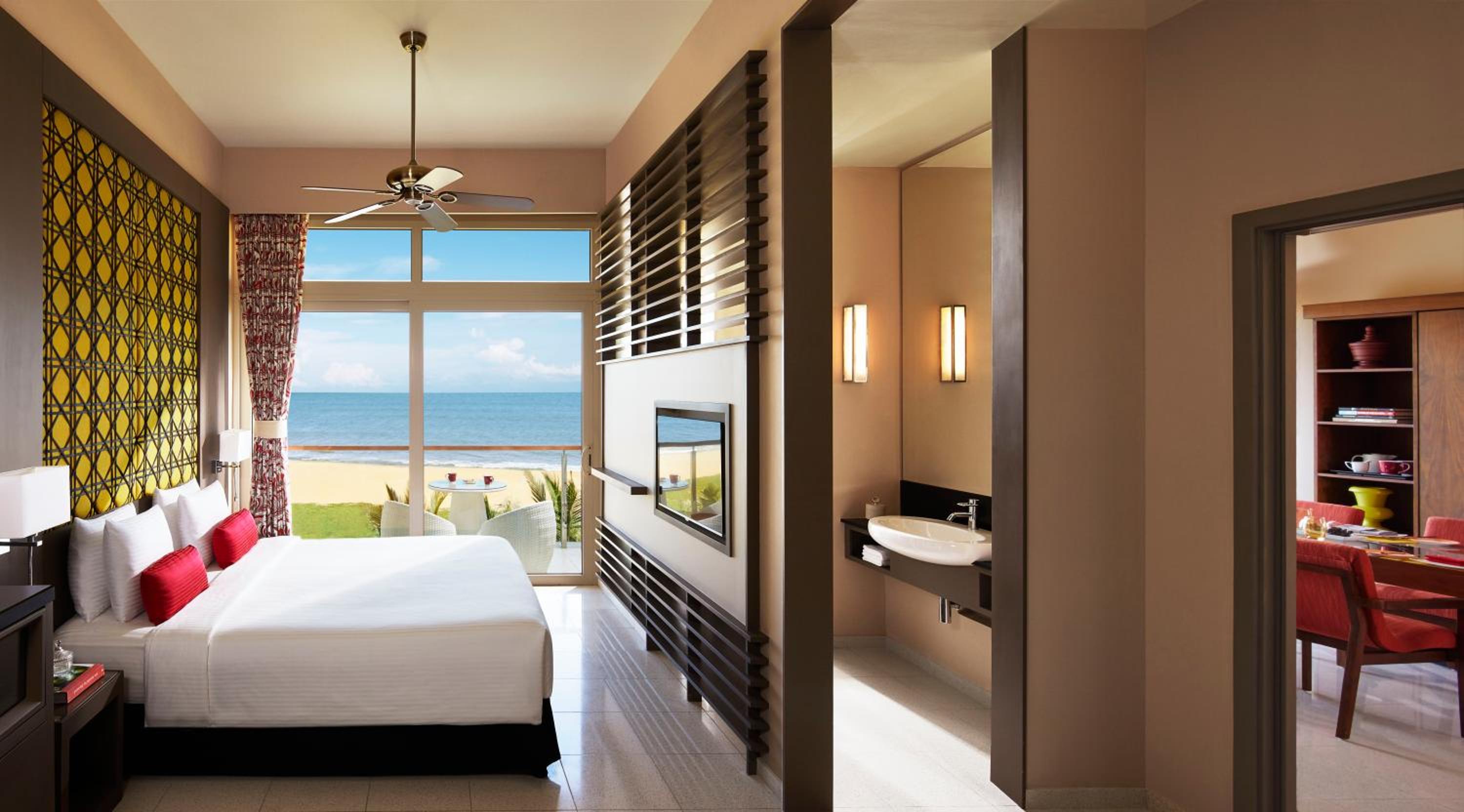 Junior Suite with Sea View - 2 Piece Laundry Free per stay | 15% Discount on Spa, 10% Discount on Food & Beverage & High Tea